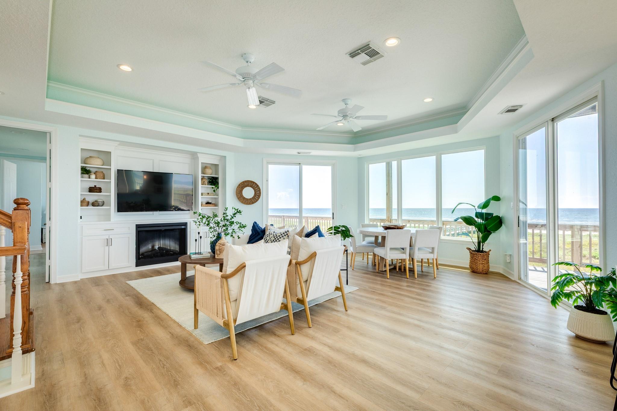 20911 W Sand Hill Dr, Galveston, TX 77554