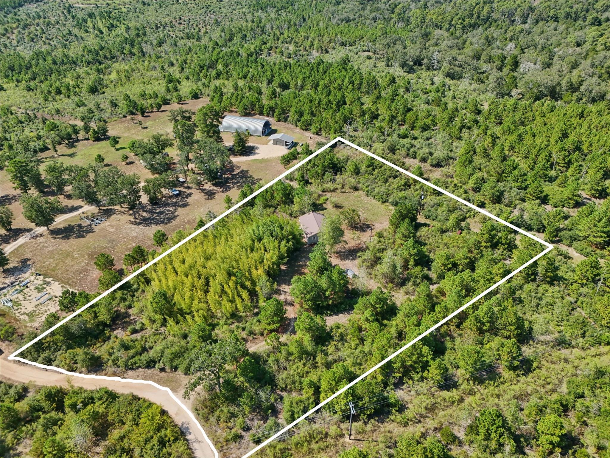 122 Rolling Pines Dr, Smithville, TX 78957