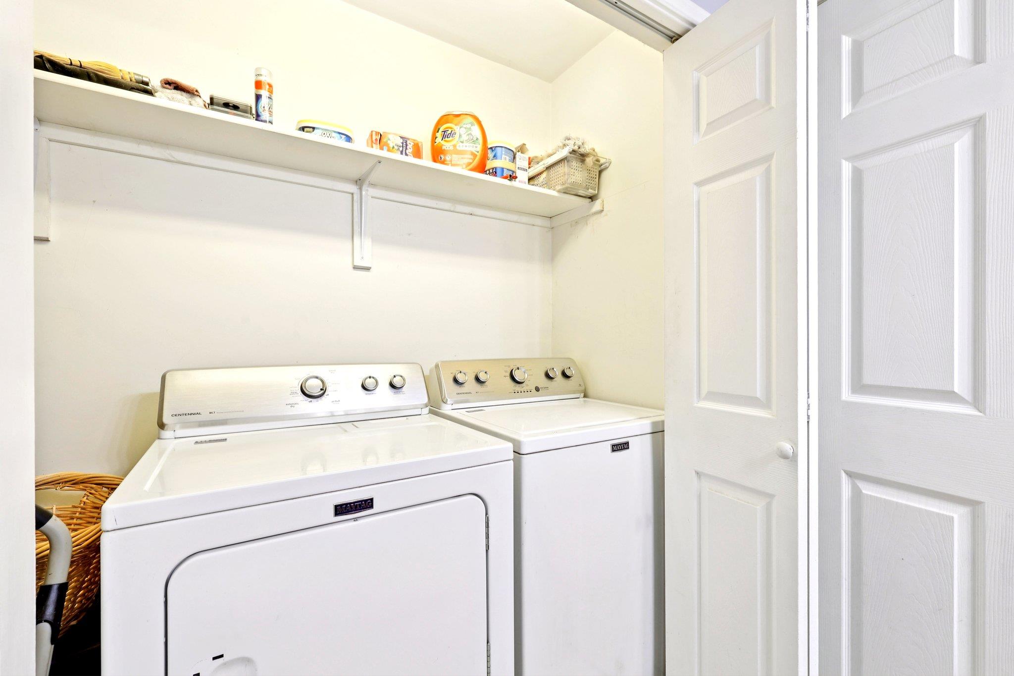 122 Rolling Pines Dr, Smithville, TX 78957