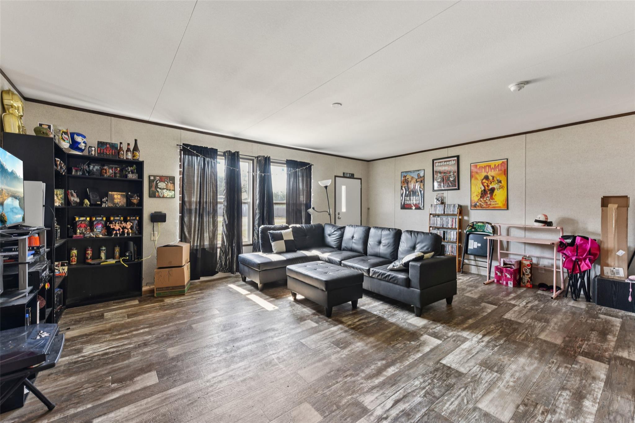 144 Los Arcos Rd, Elgin, TX 78621