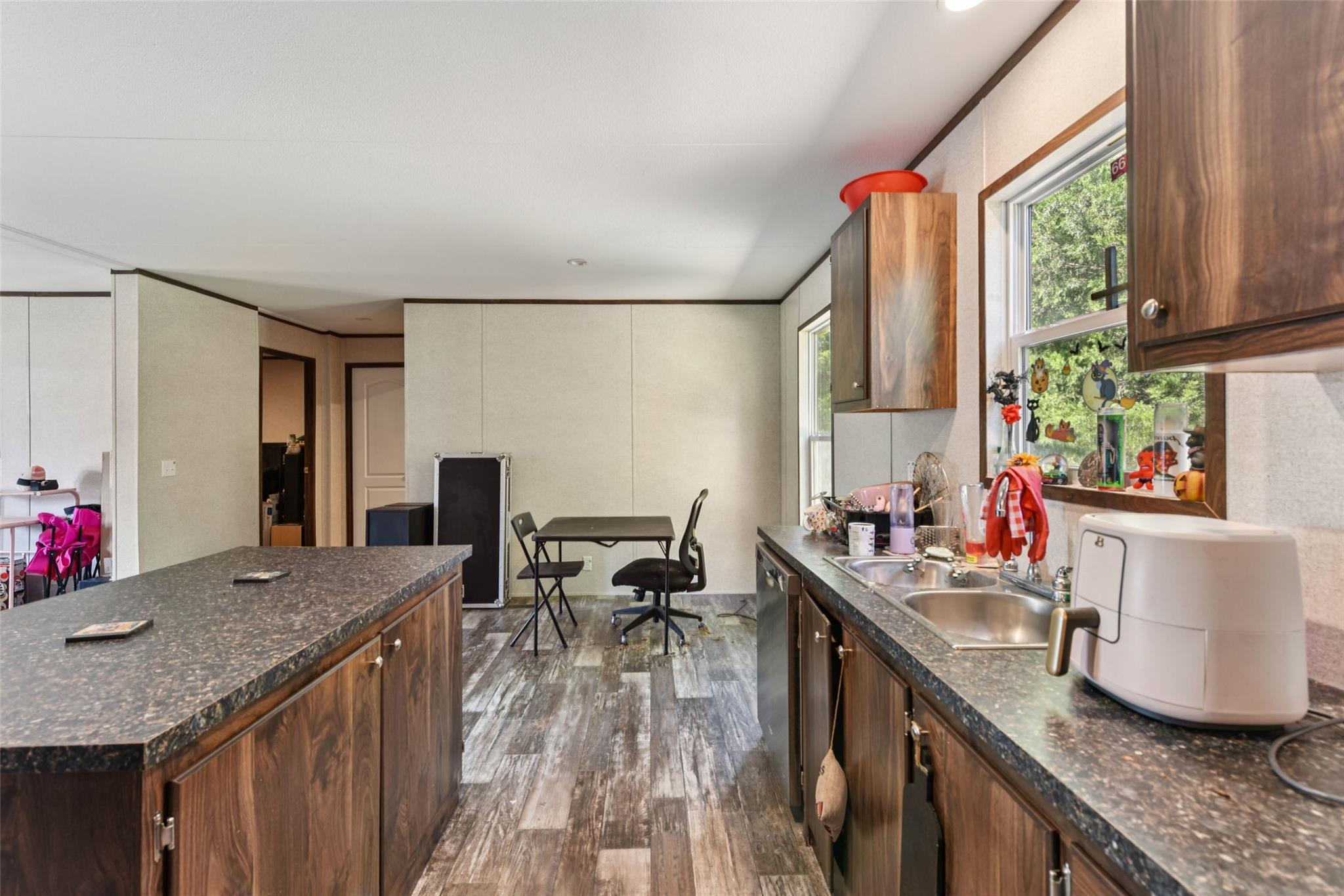 144 Los Arcos Rd, Elgin, TX 78621