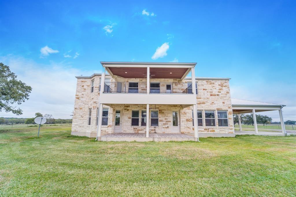 303 Bob's Trl, Bastrop, TX 78602