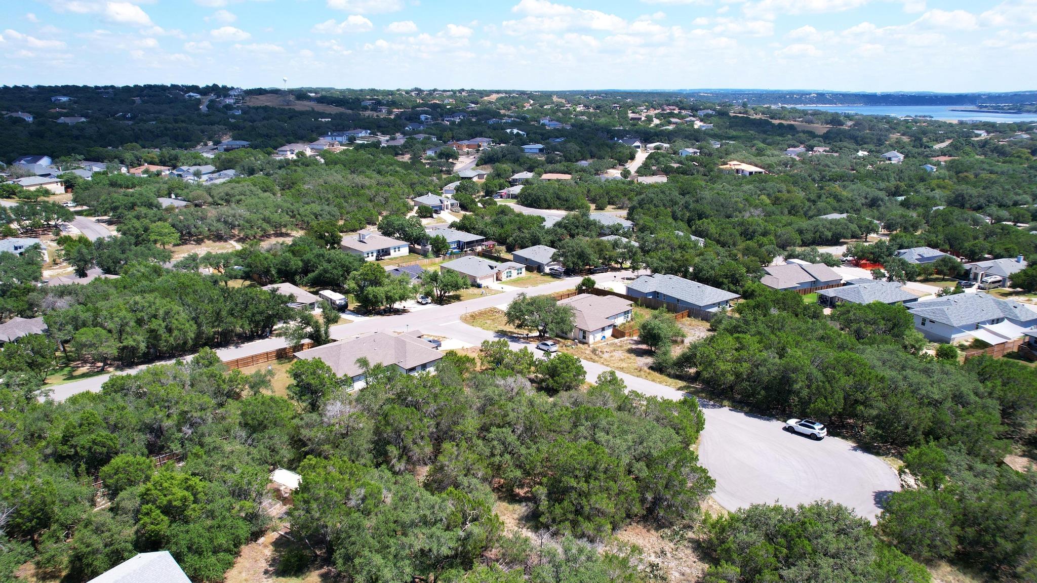 2306 Whitney Cv, Lago Vista, TX 78645