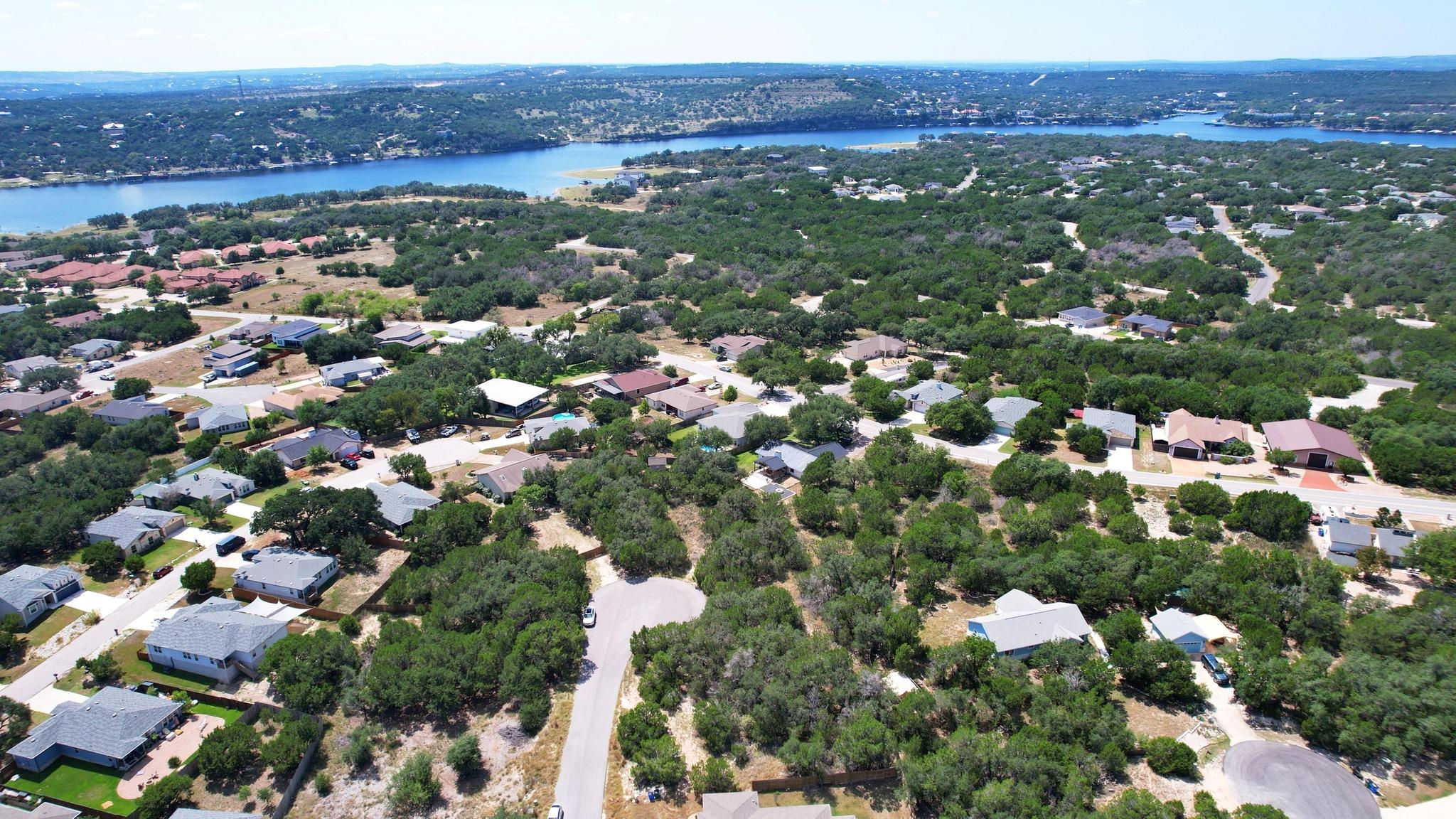 2306 Whitney Cv, Lago Vista, TX 78645
