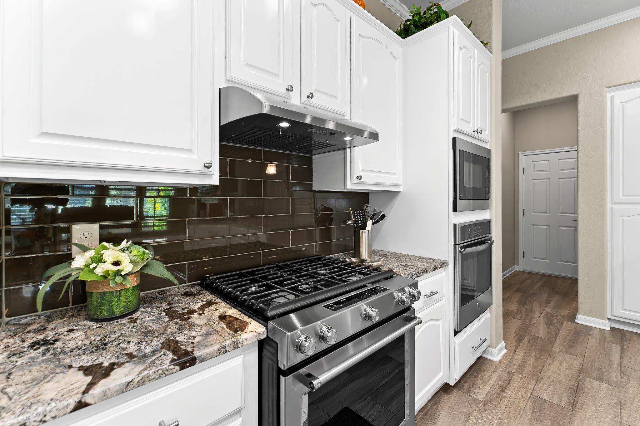 103 Trail Rider Way, Georgetown, TX 78633