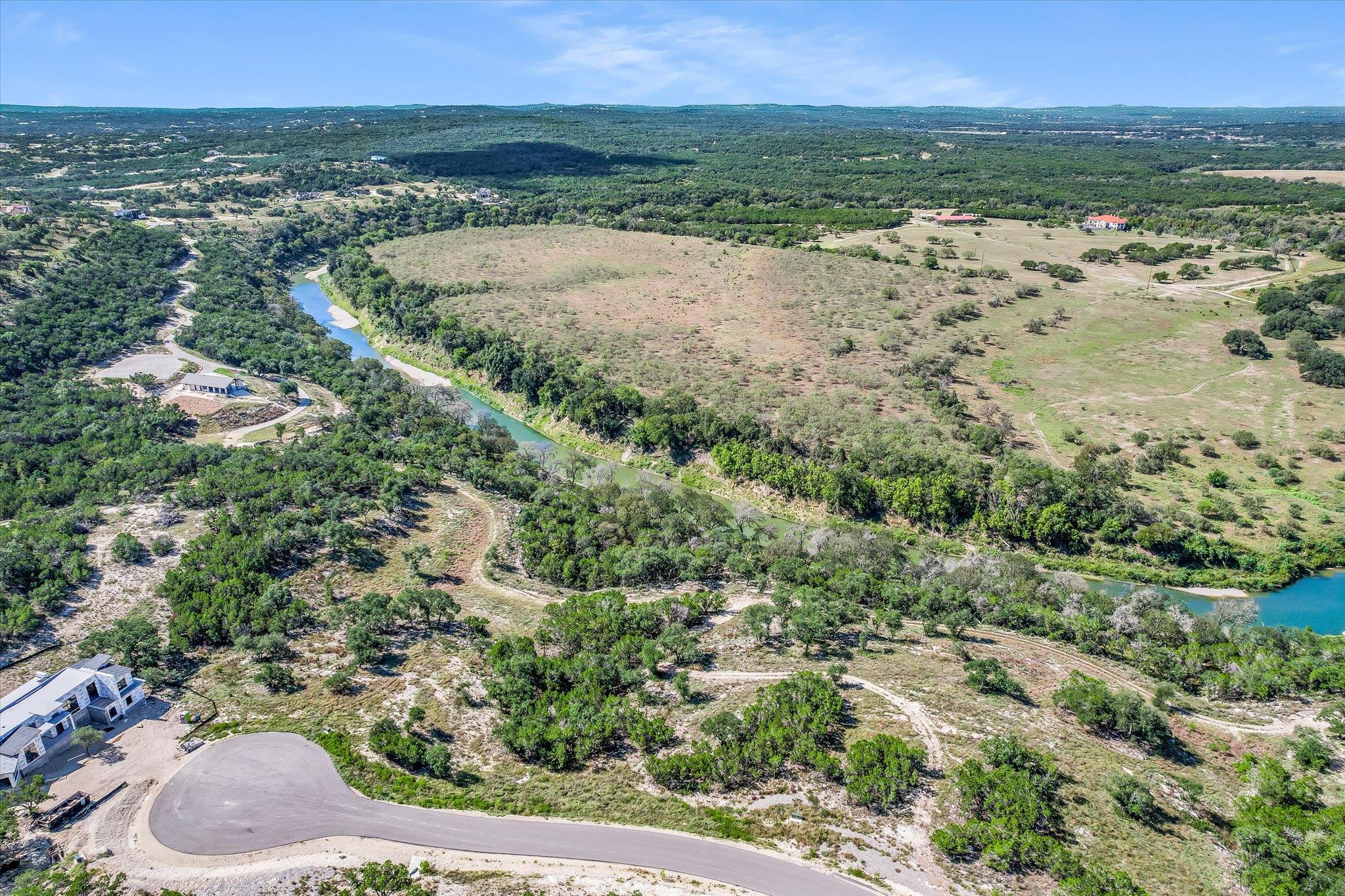 2038 Paradise Pkwy, Canyon Lake, TX 78133