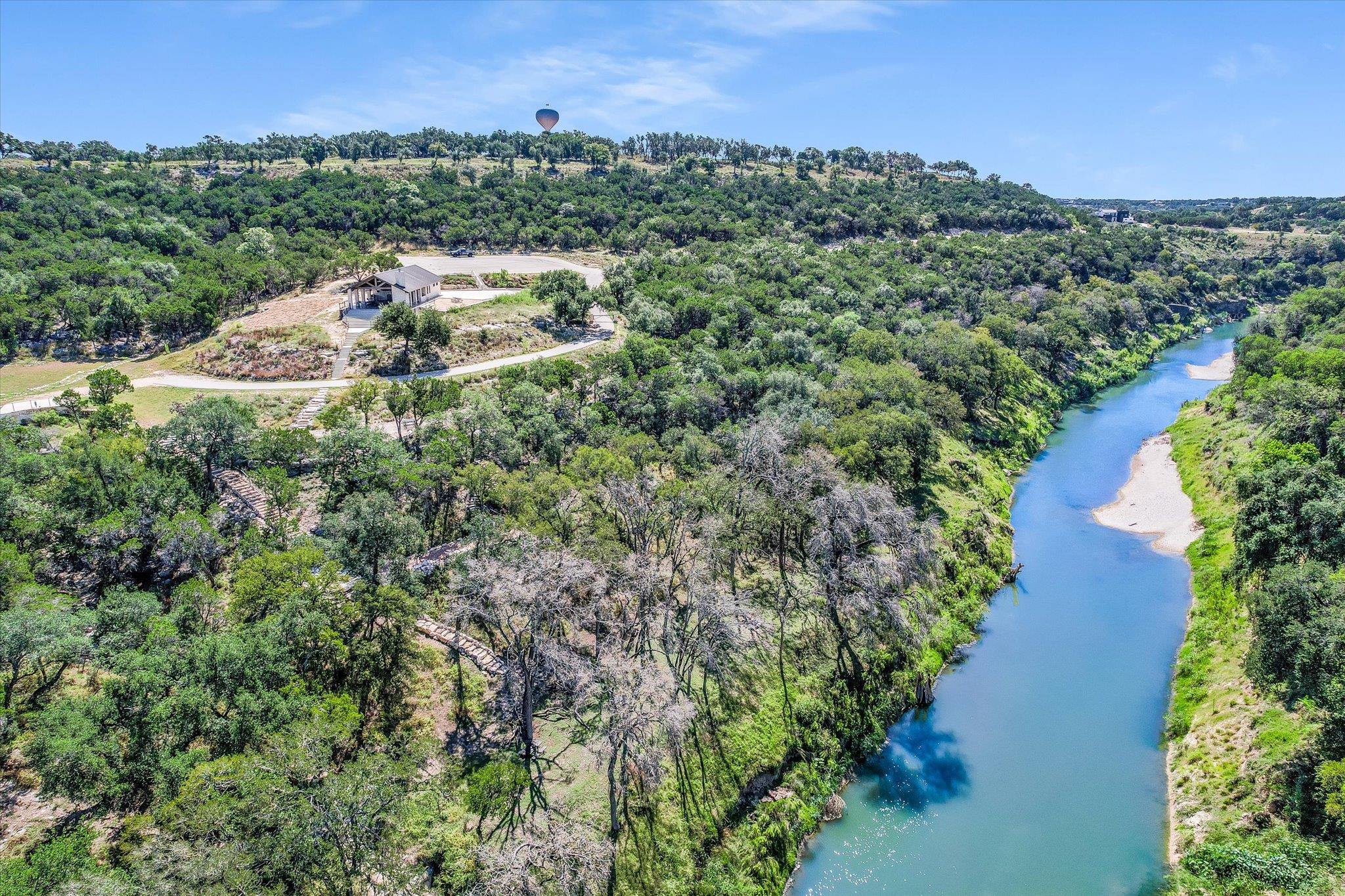 2038 Paradise Pkwy, Canyon Lake, TX 78133