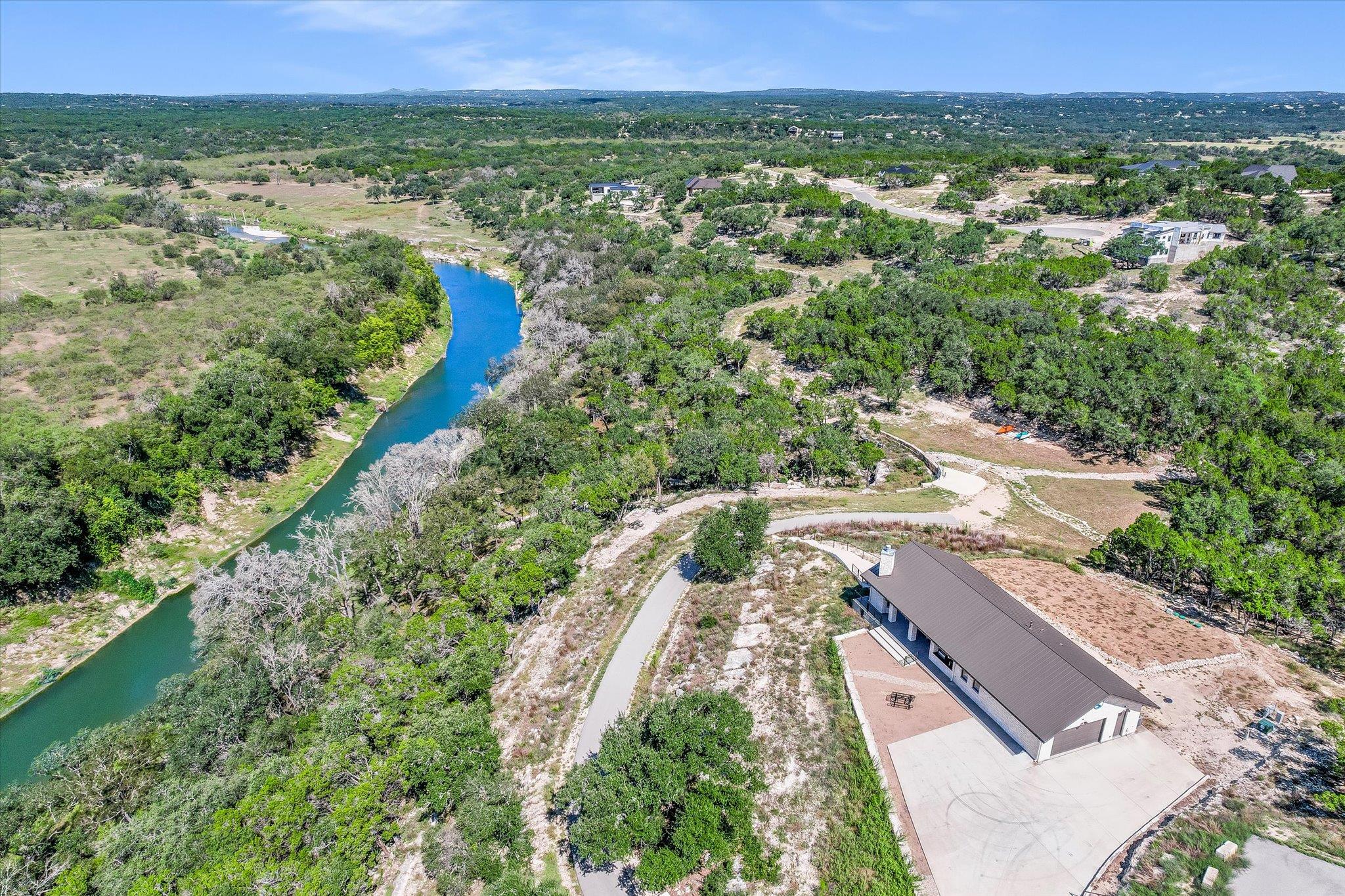 2038 Paradise Pkwy, Canyon Lake, TX 78133