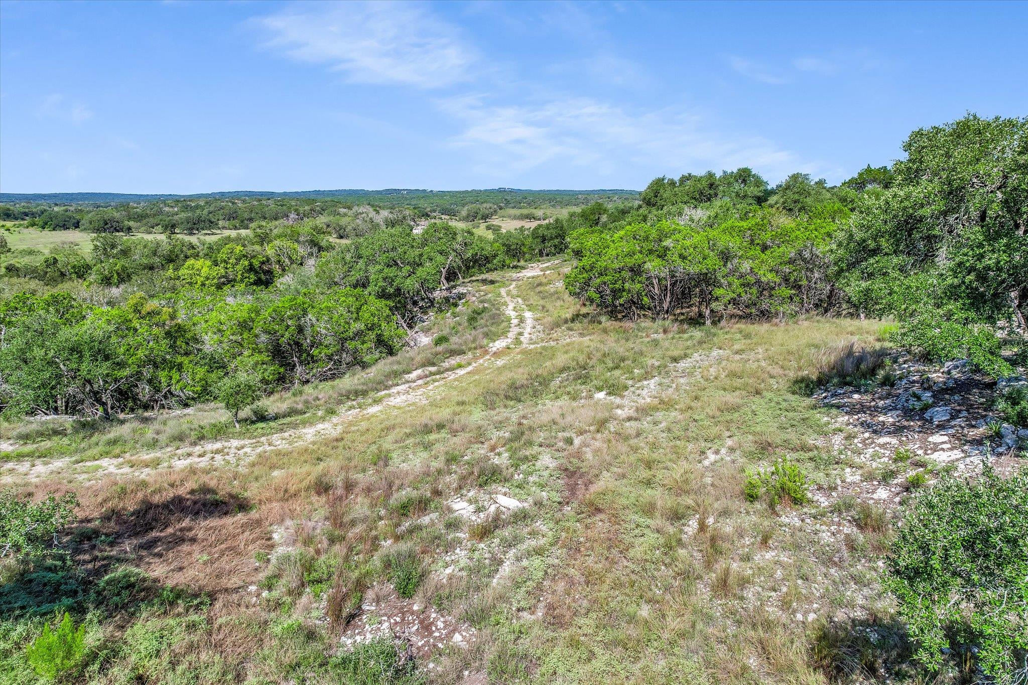 2038 Paradise Pkwy, Canyon Lake, TX 78133