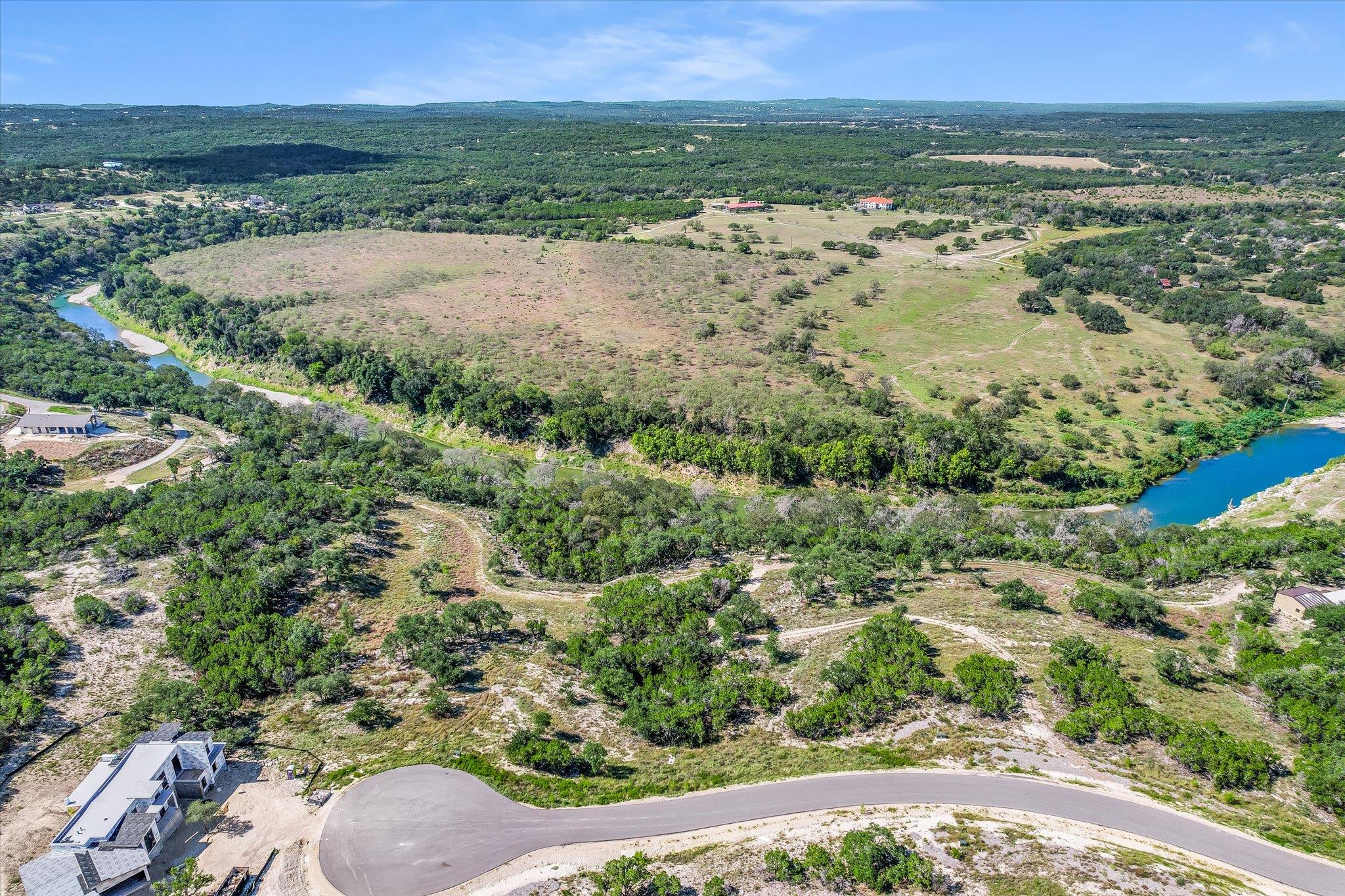 2038 Paradise Pkwy, Canyon Lake, TX 78133