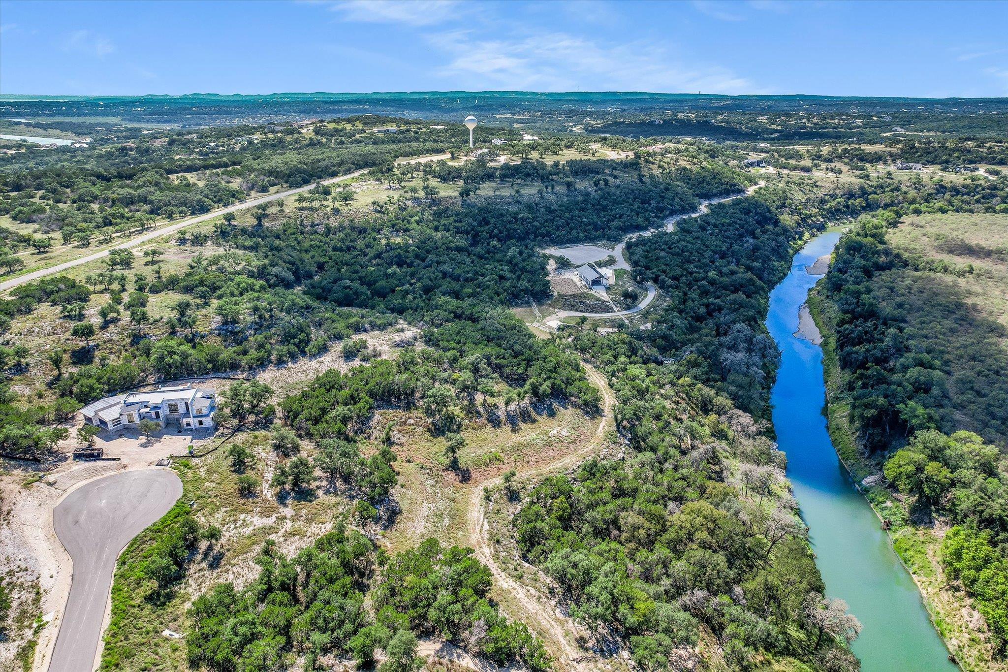 2038 Paradise Pkwy, Canyon Lake, TX 78133