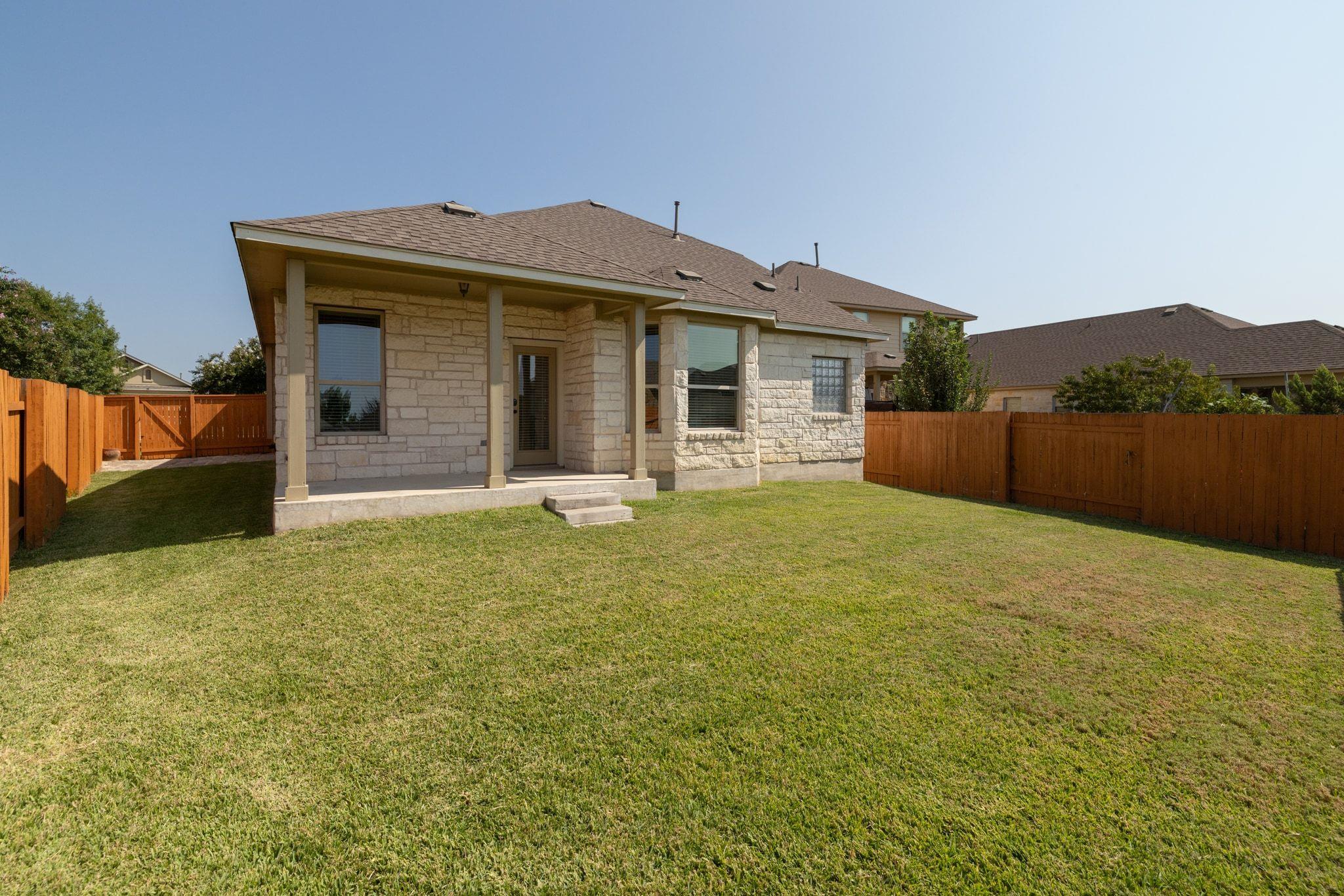 120 Briar Park Dr, Georgetown, TX 78626