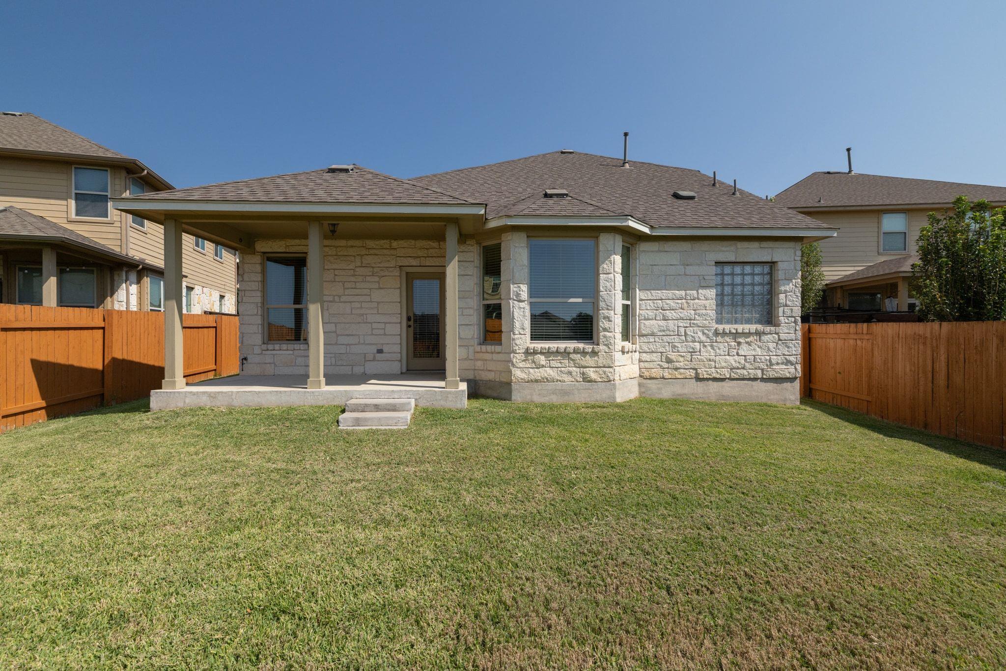 120 Briar Park Dr, Georgetown, TX 78626