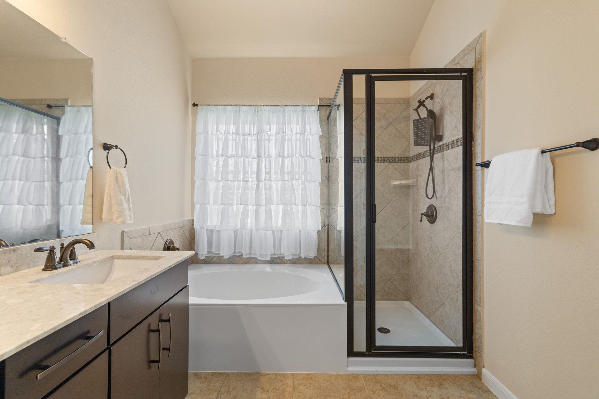 120 Briar Park Dr, Georgetown, TX 78626