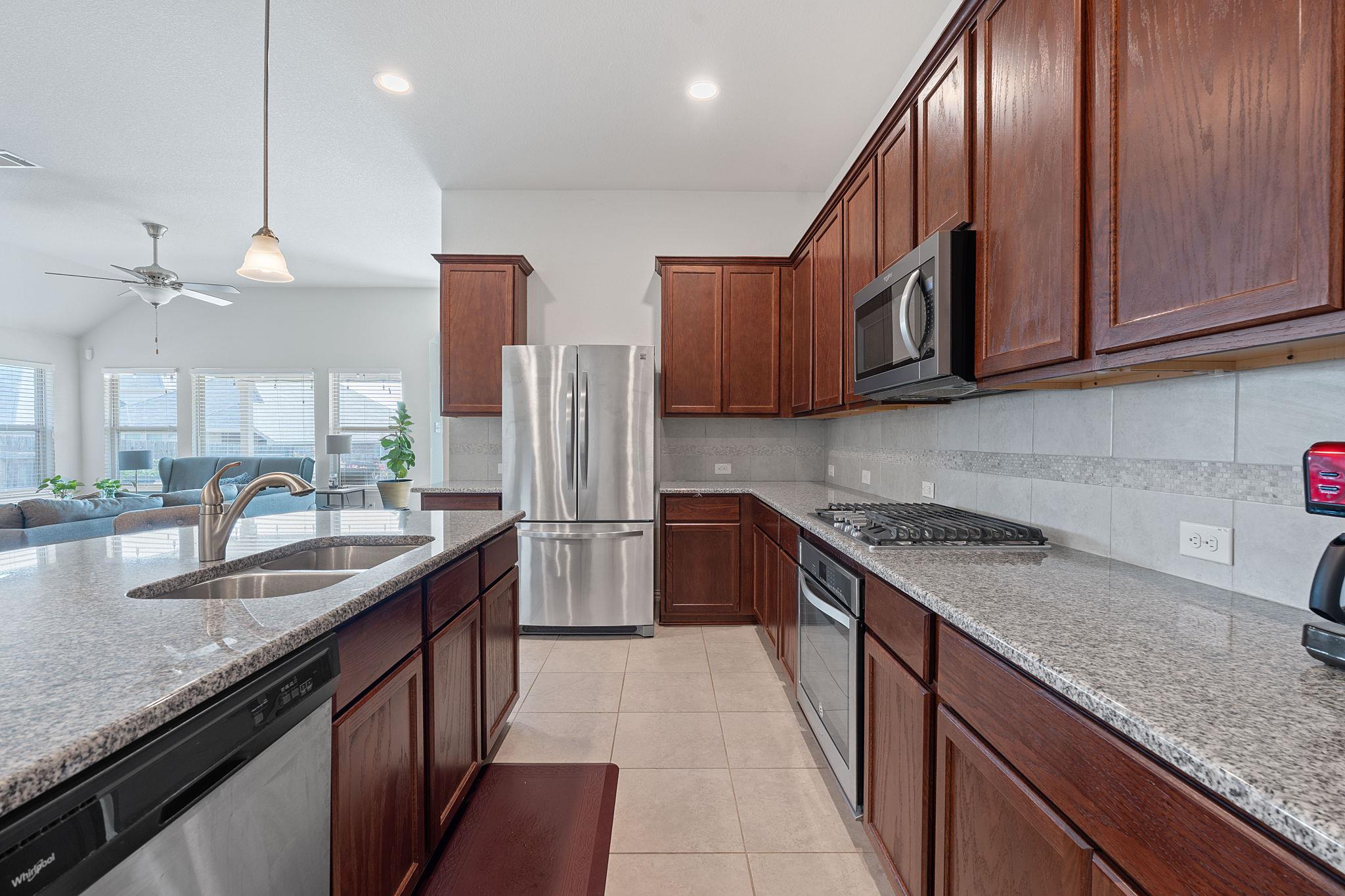 139 Brazil Dr, Buda, TX 78610