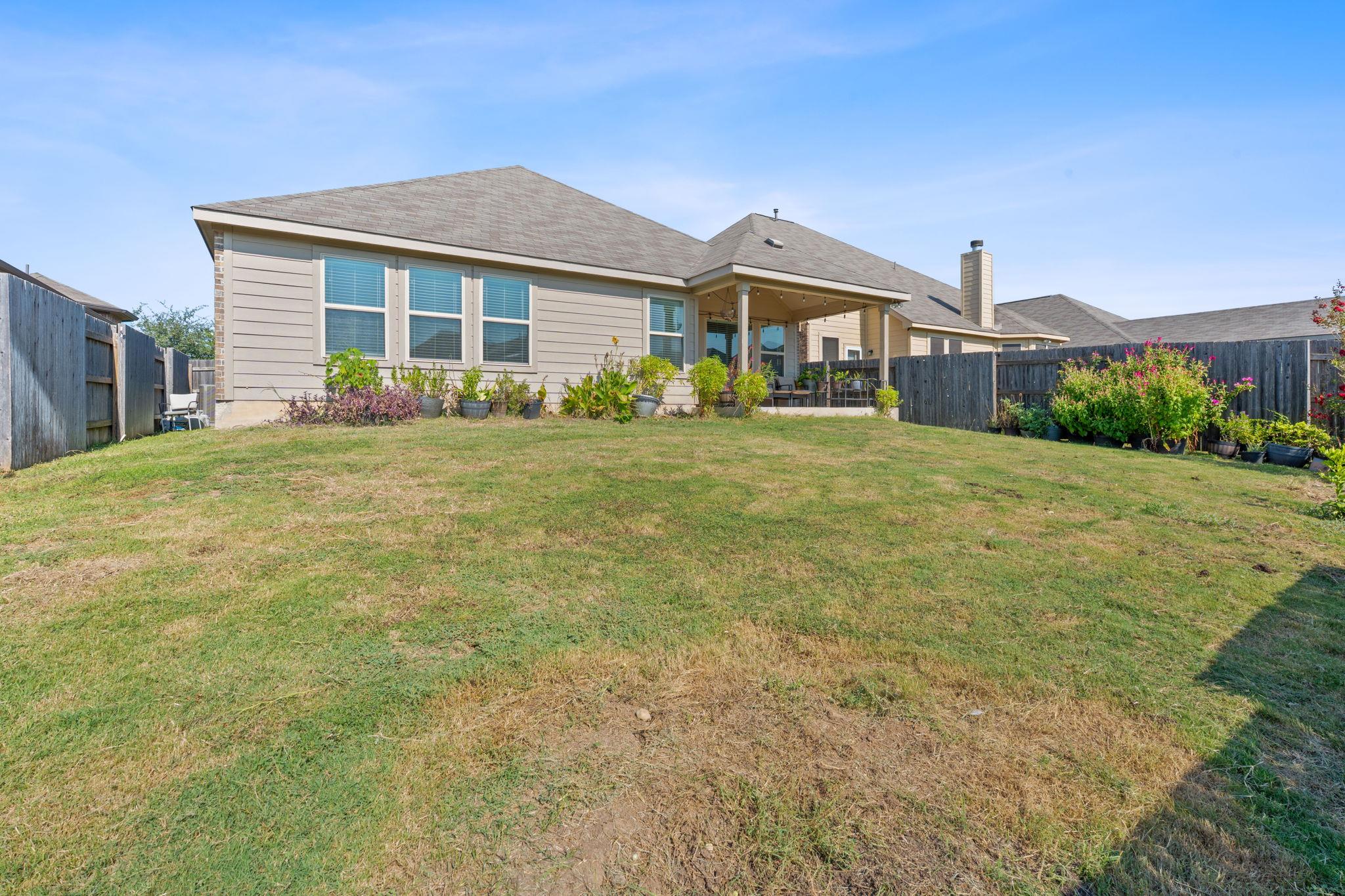 139 Brazil Dr, Buda, TX 78610