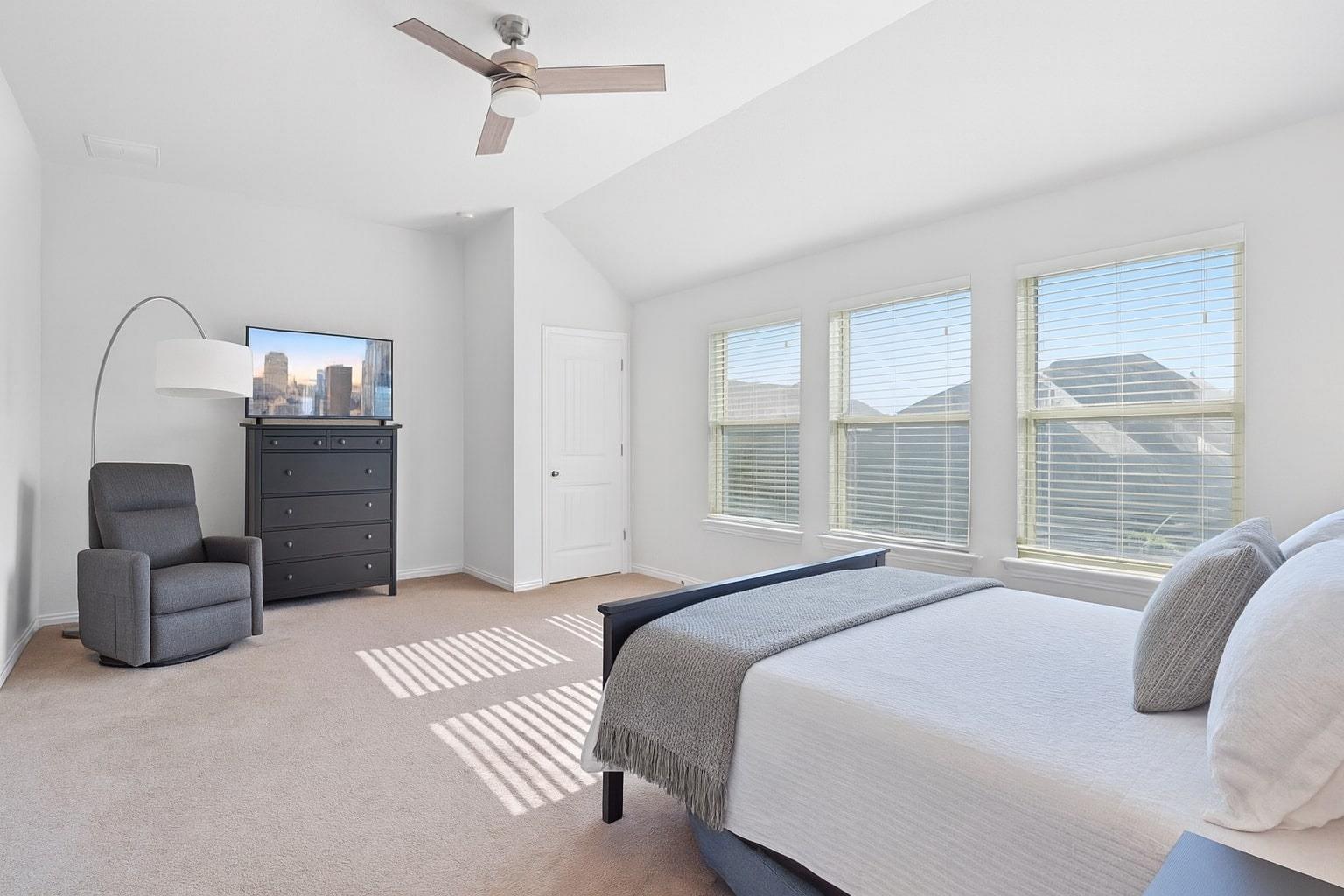 139 Brazil Dr, Buda, TX 78610