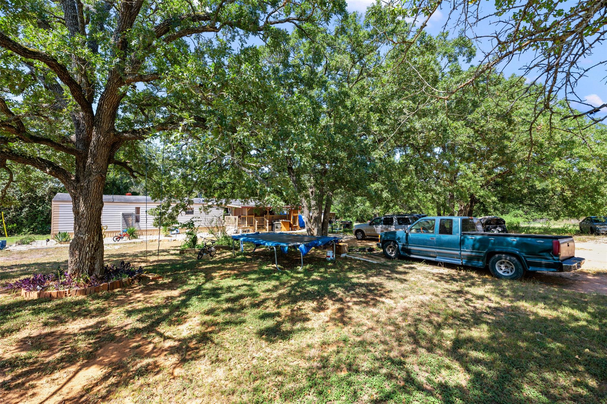 2057 US-290 Highway E # 1, McDade, TX 78650