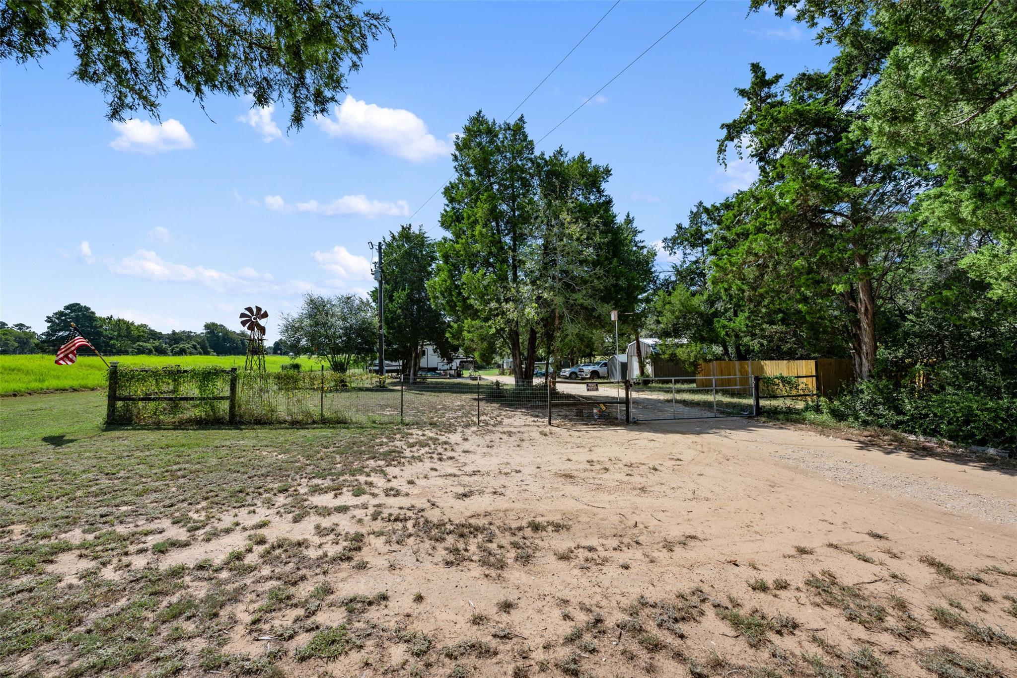 2057 US-290 Highway E # 1, McDade, TX 78650