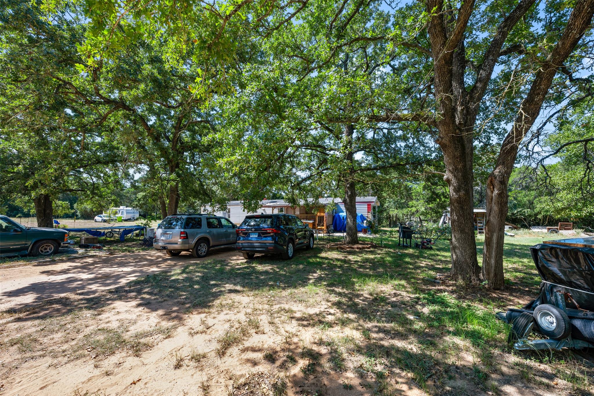 2057 US-290 Highway E # 1, McDade, TX 78650
