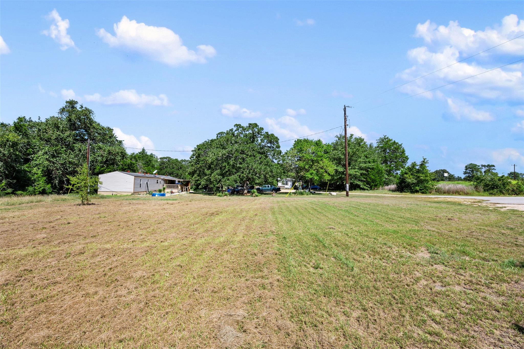 2057 US-290 Highway E # 1, McDade, TX 78650