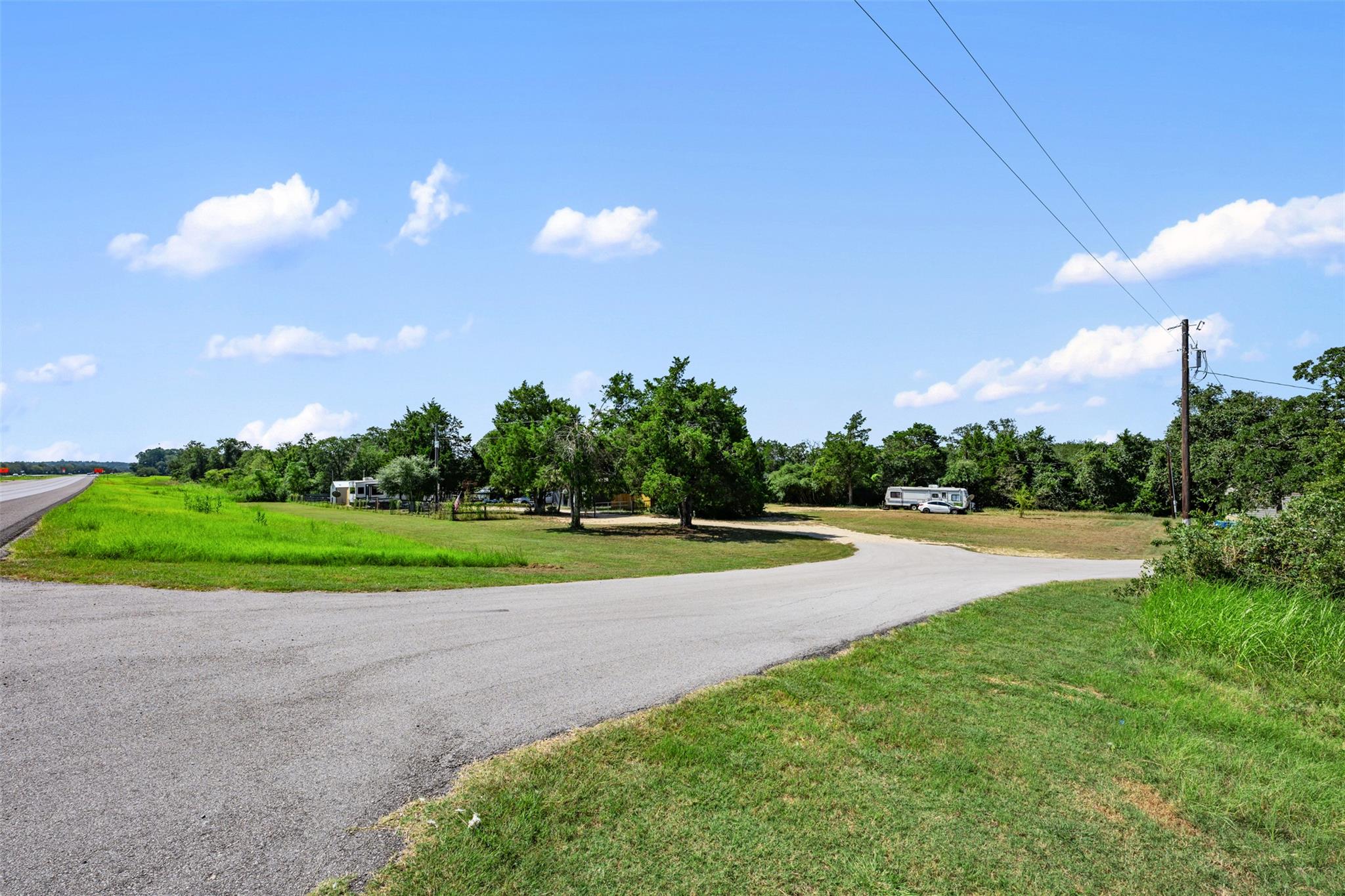 2057 US-290 Highway E # 1, McDade, TX 78650