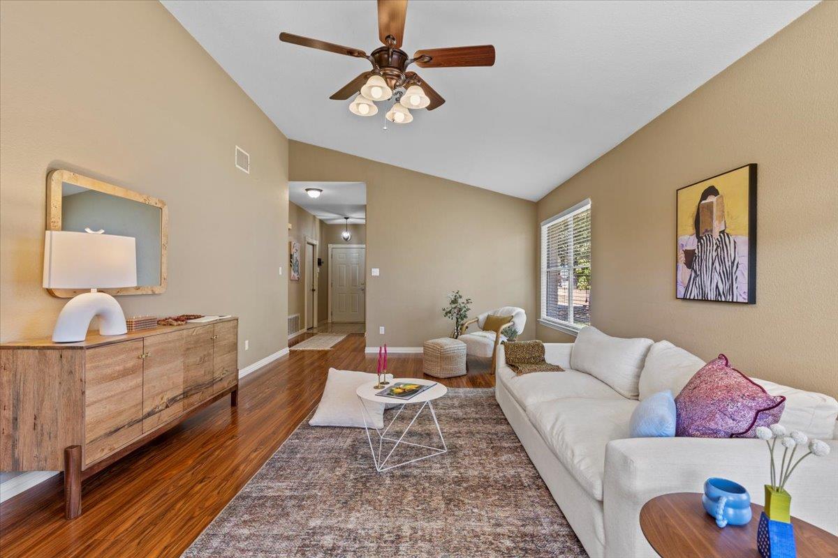 17409 Salt Flat Ln, Round Rock, TX 78664