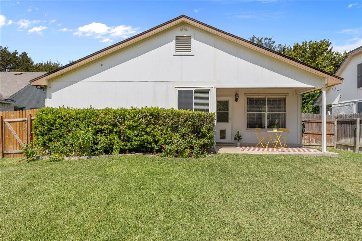 17409 Salt Flat Ln, Round Rock, TX 78664