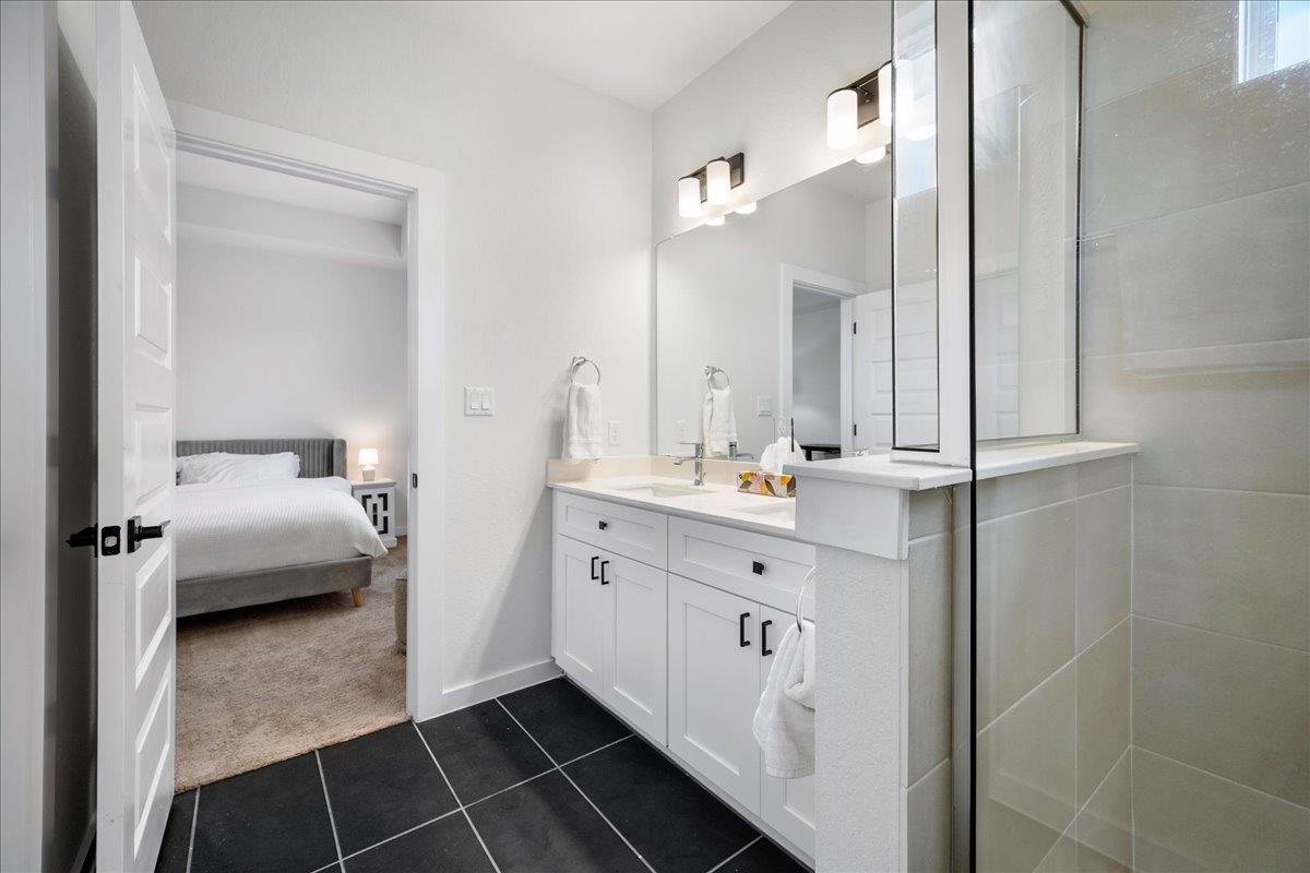 2600 Gattis School Rd # 105, Round Rock, TX 78664