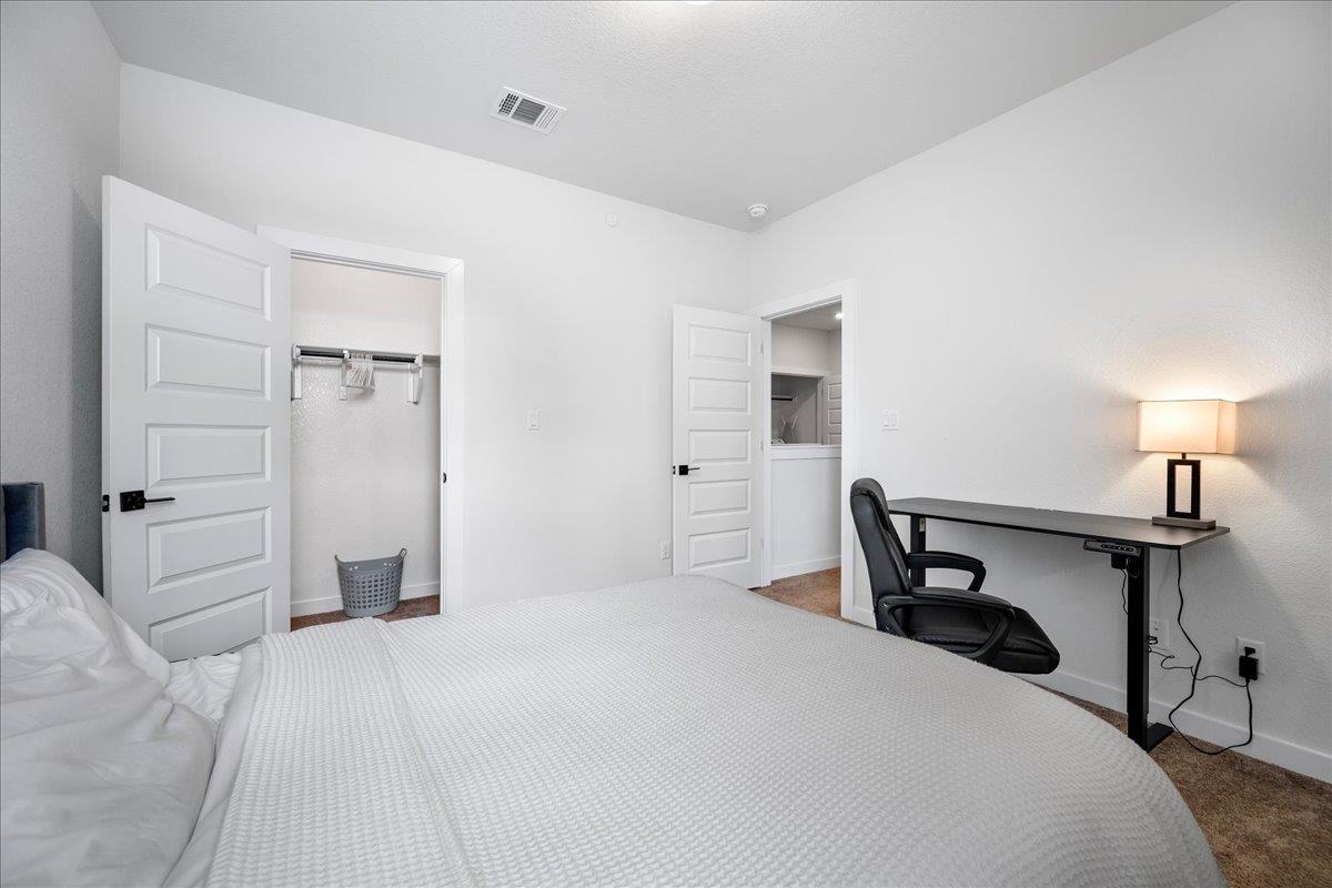 2600 Gattis School Rd # 105, Round Rock, TX 78664