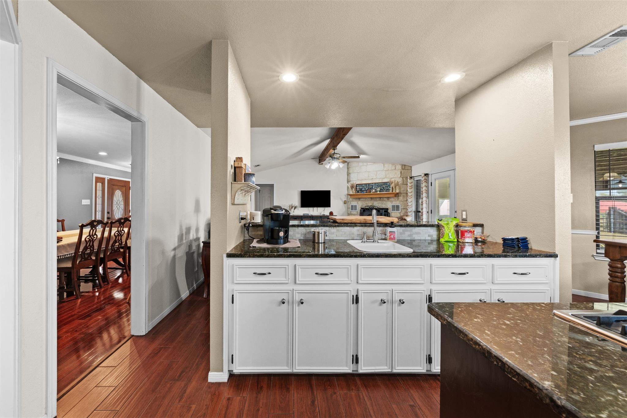 1512 Panther Loop, Pflugerville, TX 78660