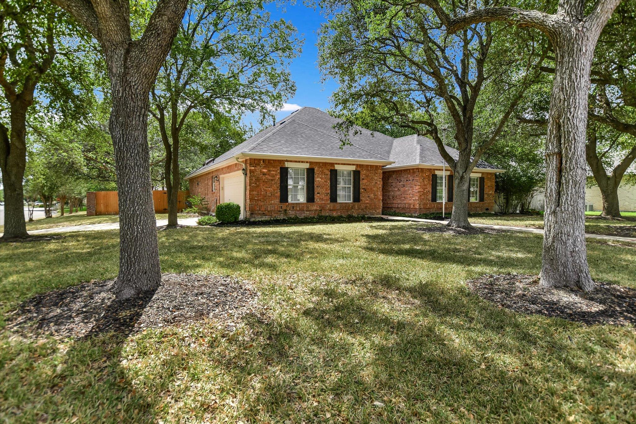 3015 Brandy Ln, Georgetown, TX 78628