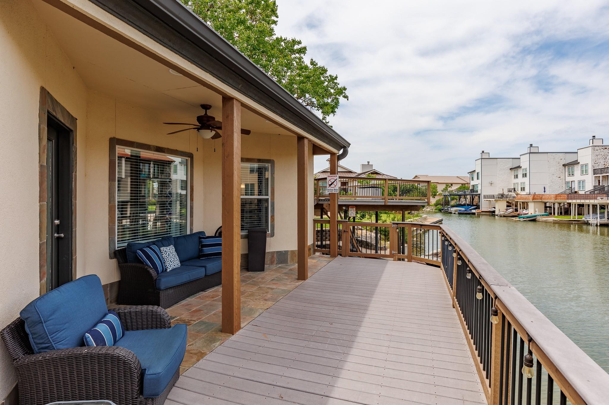 521 Lucy Ln, Horseshoe Bay, TX 78657