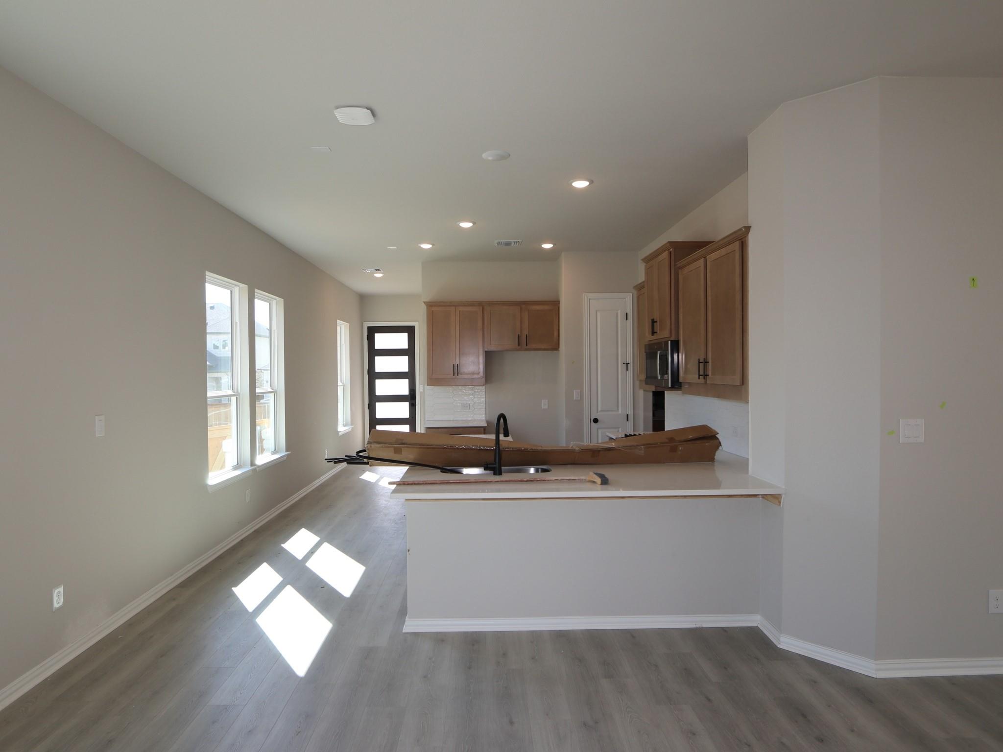 530 Darley Oak Dr, Dripping Springs, TX 78620