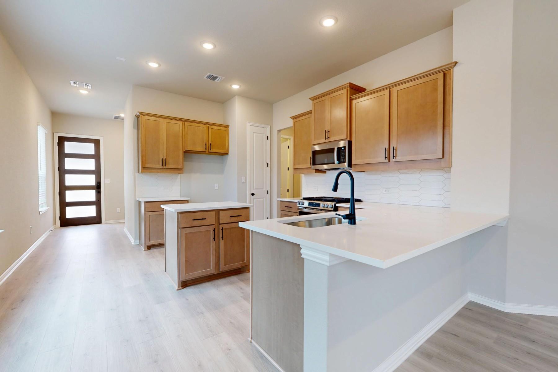 530 Darley Oak Dr, Dripping Springs, TX 78620