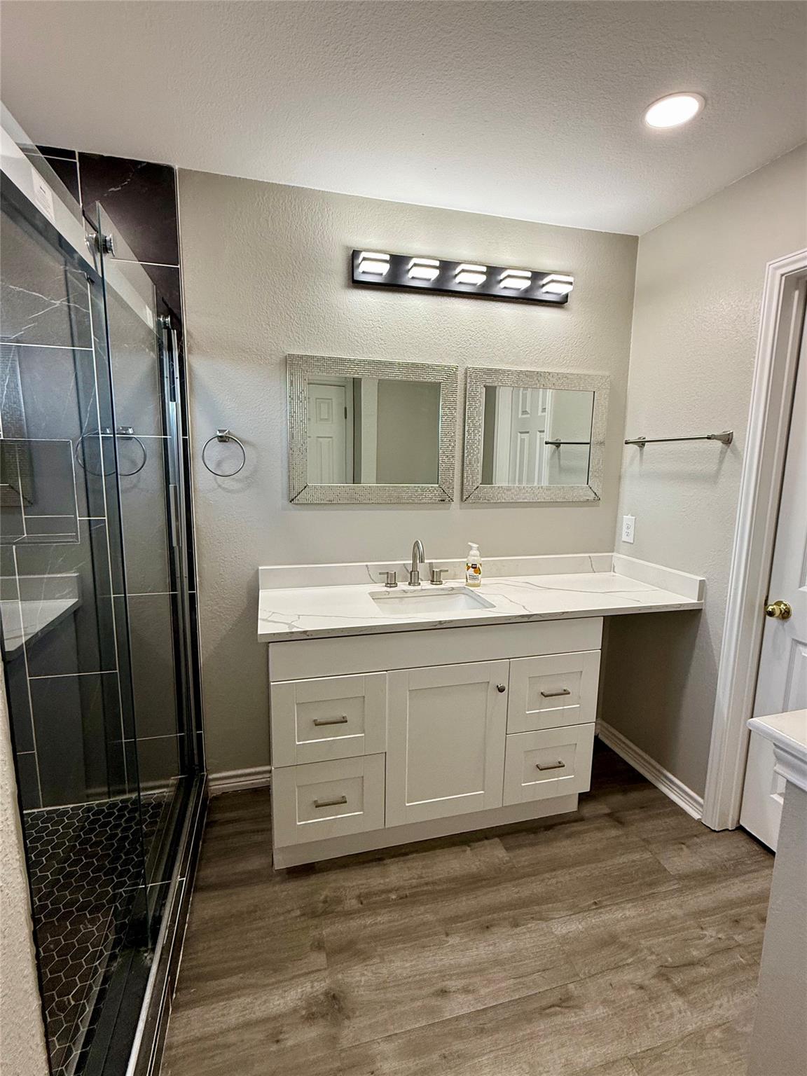 1002 Port Daniel Dr, Leander, TX 78641