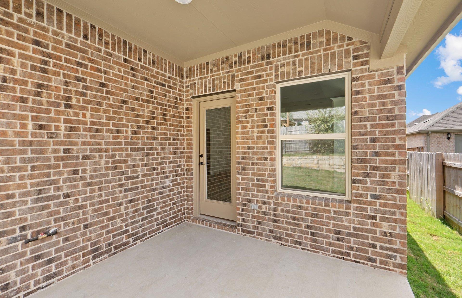 808 Crescent View Dr, Georgetown, TX 78628