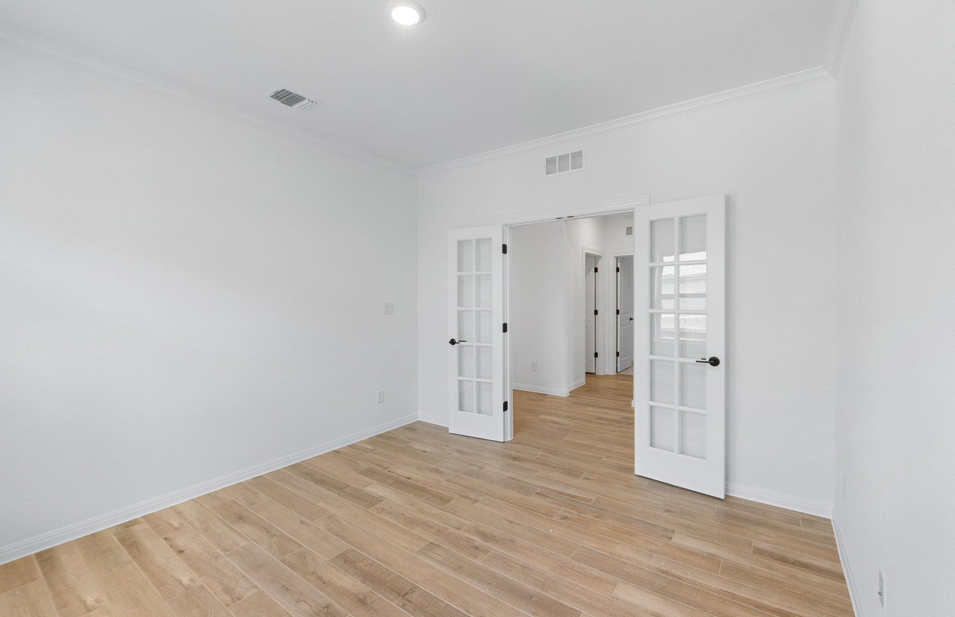 808 Crescent View Dr, Georgetown, TX 78628