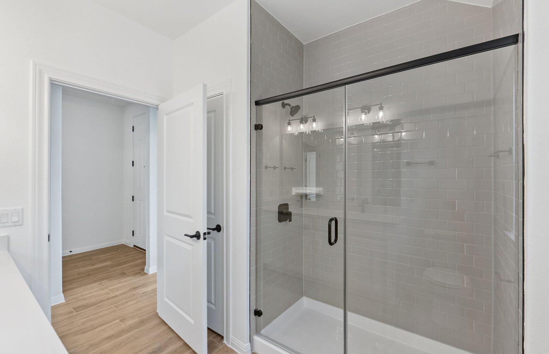 808 Crescent View Dr, Georgetown, TX 78628