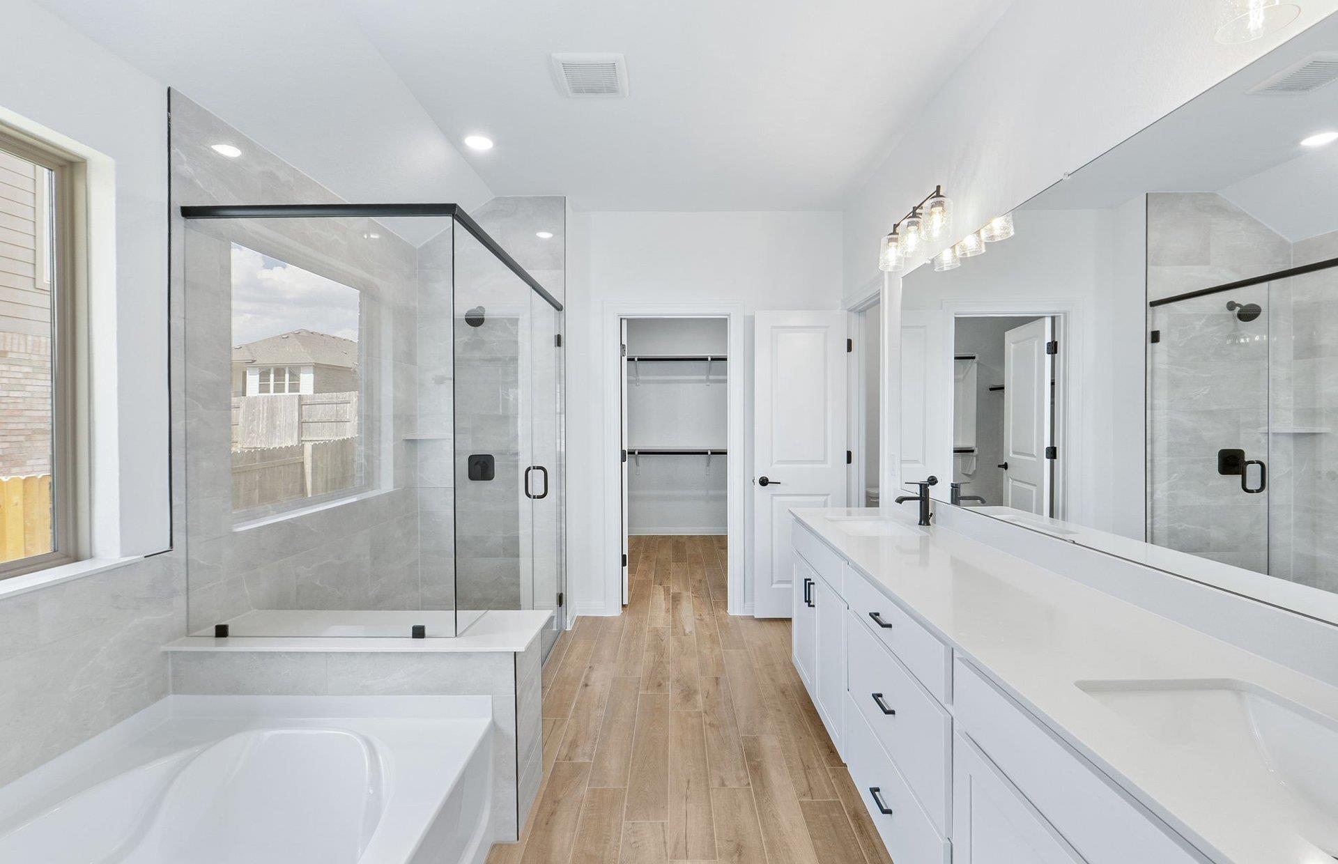 808 Crescent View Dr, Georgetown, TX 78628