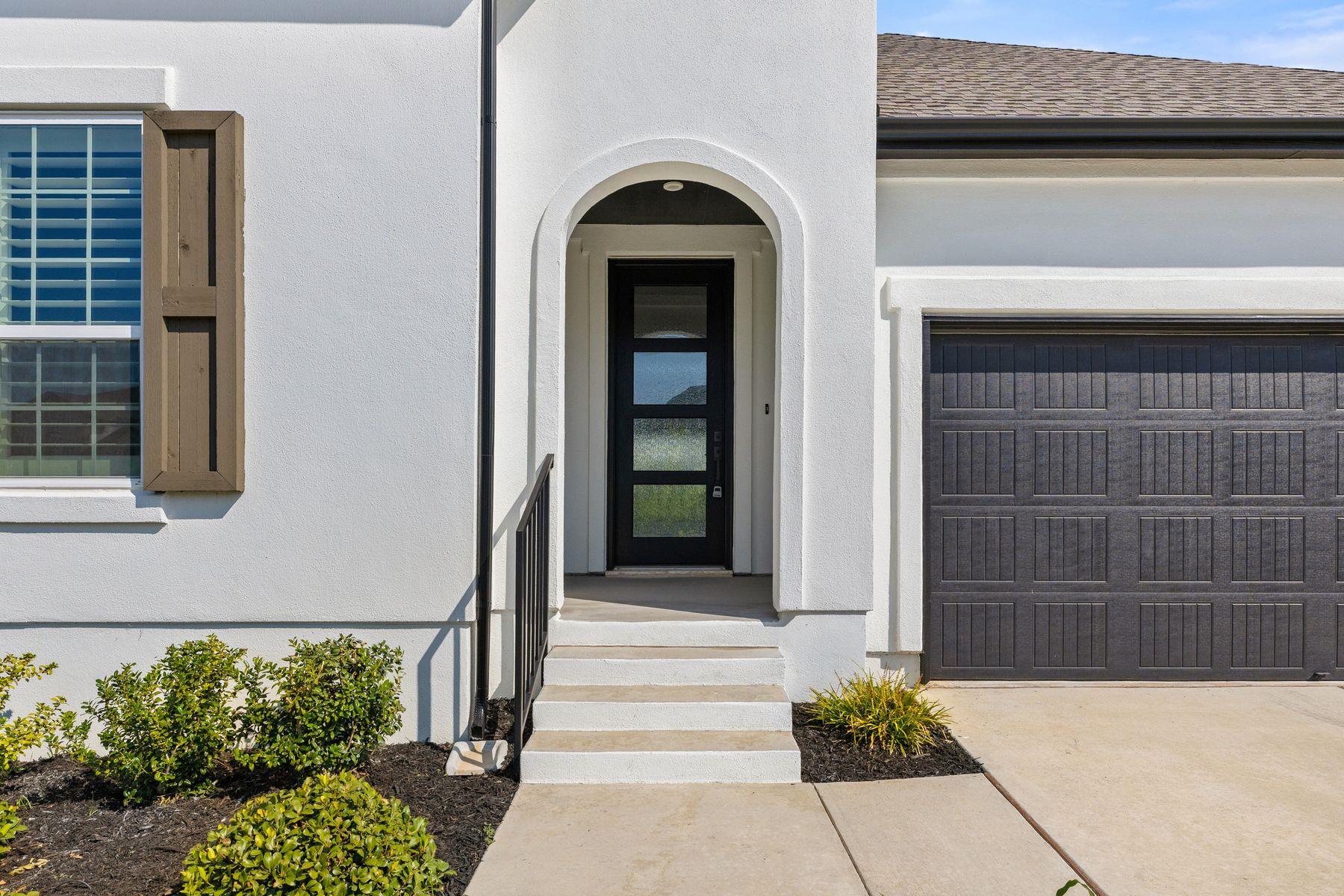 1945 Alasio, Leander, TX 78641