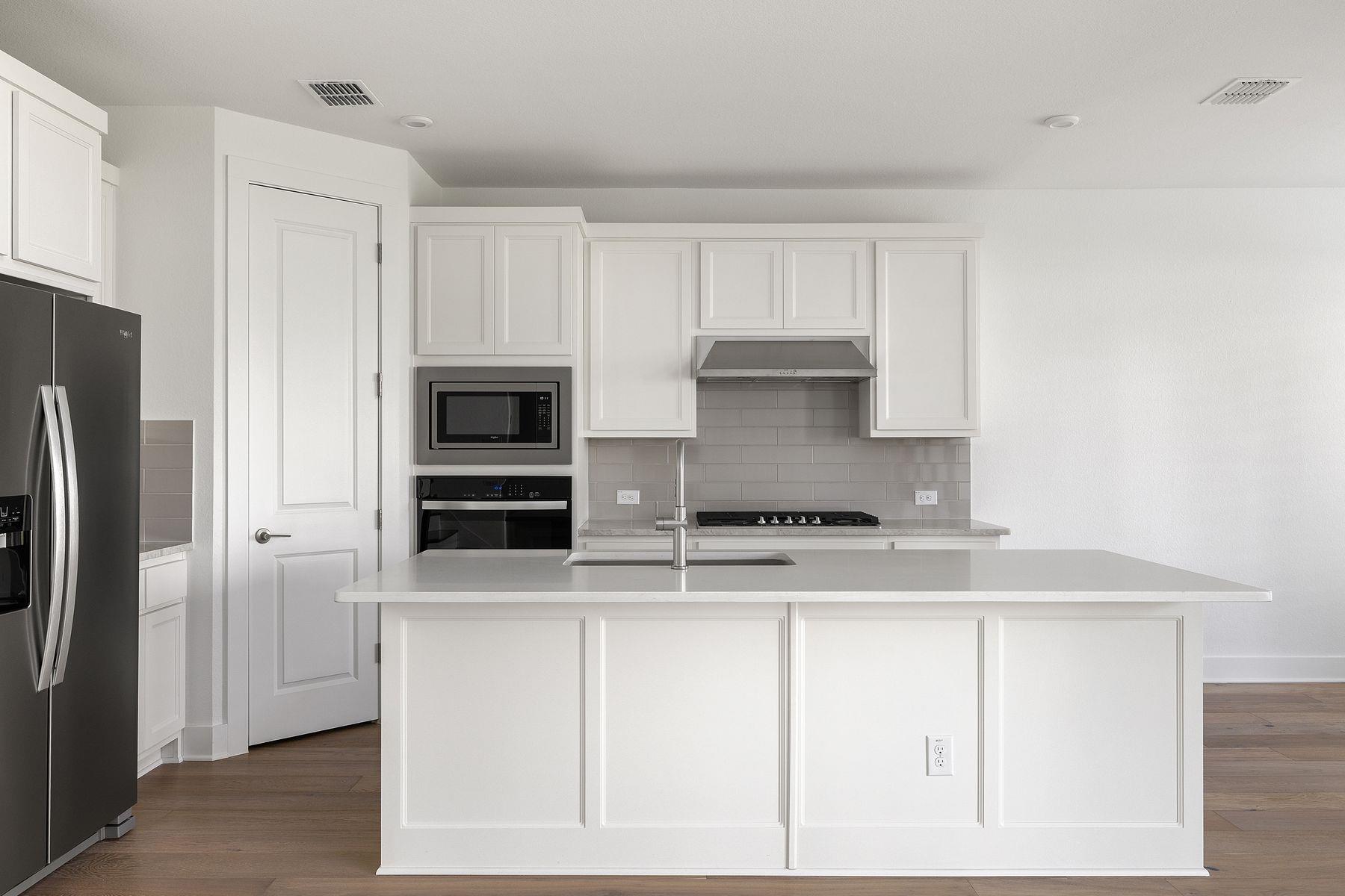 1945 Alasio, Leander, TX 78641