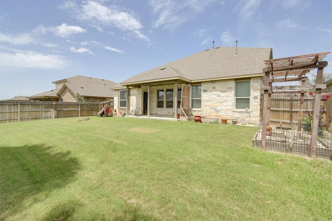 1910 Texoma Dr, Round Rock, TX 78664