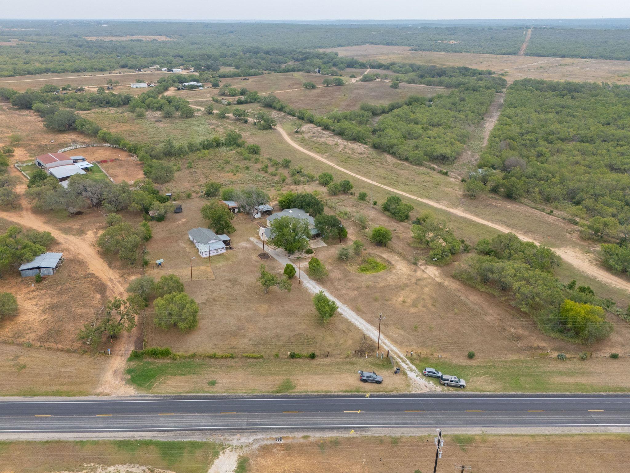 4598 State Highway 173 N, Devine, TX 78016
