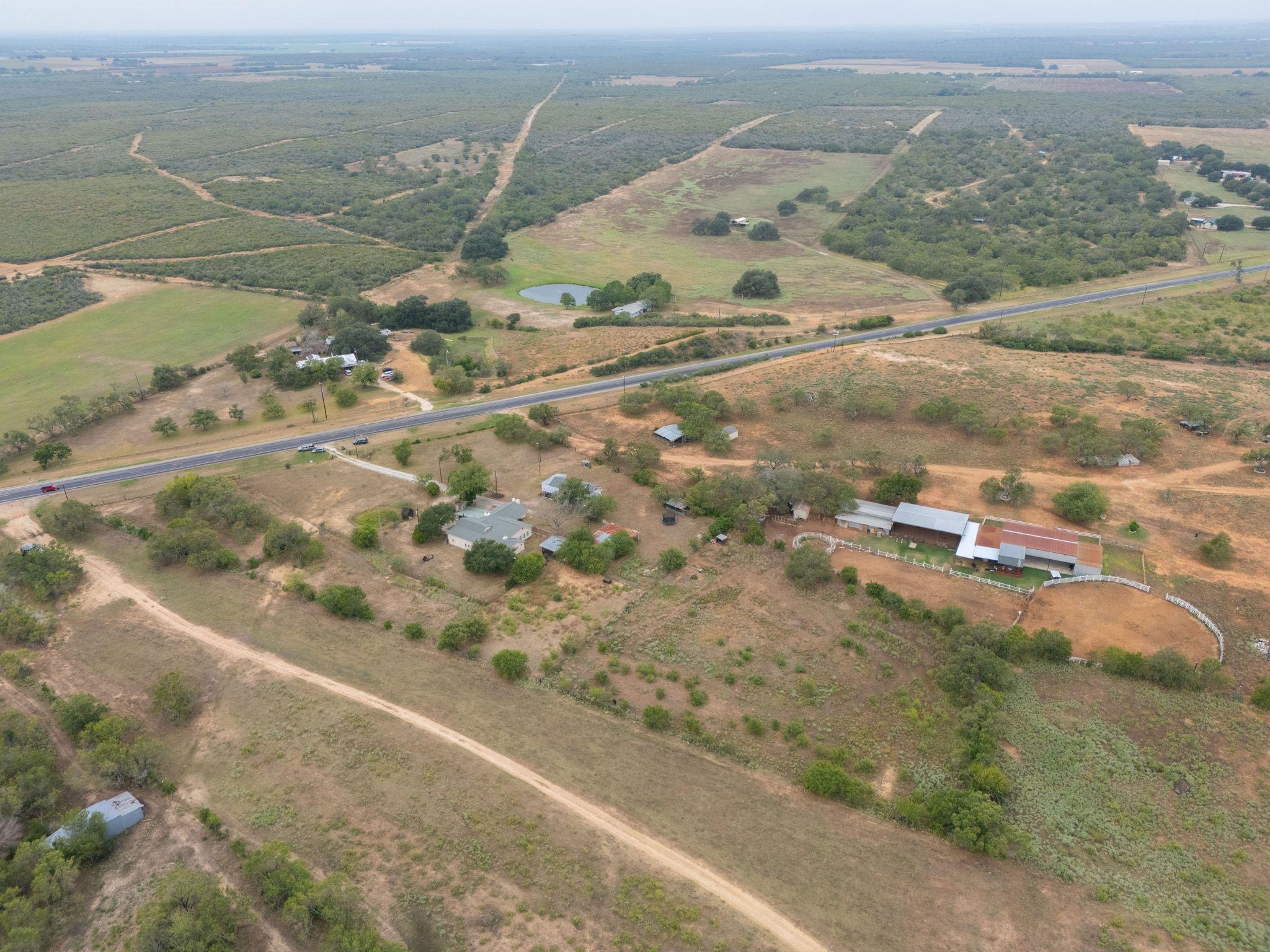 4598 State Highway 173 N, Devine, TX 78016