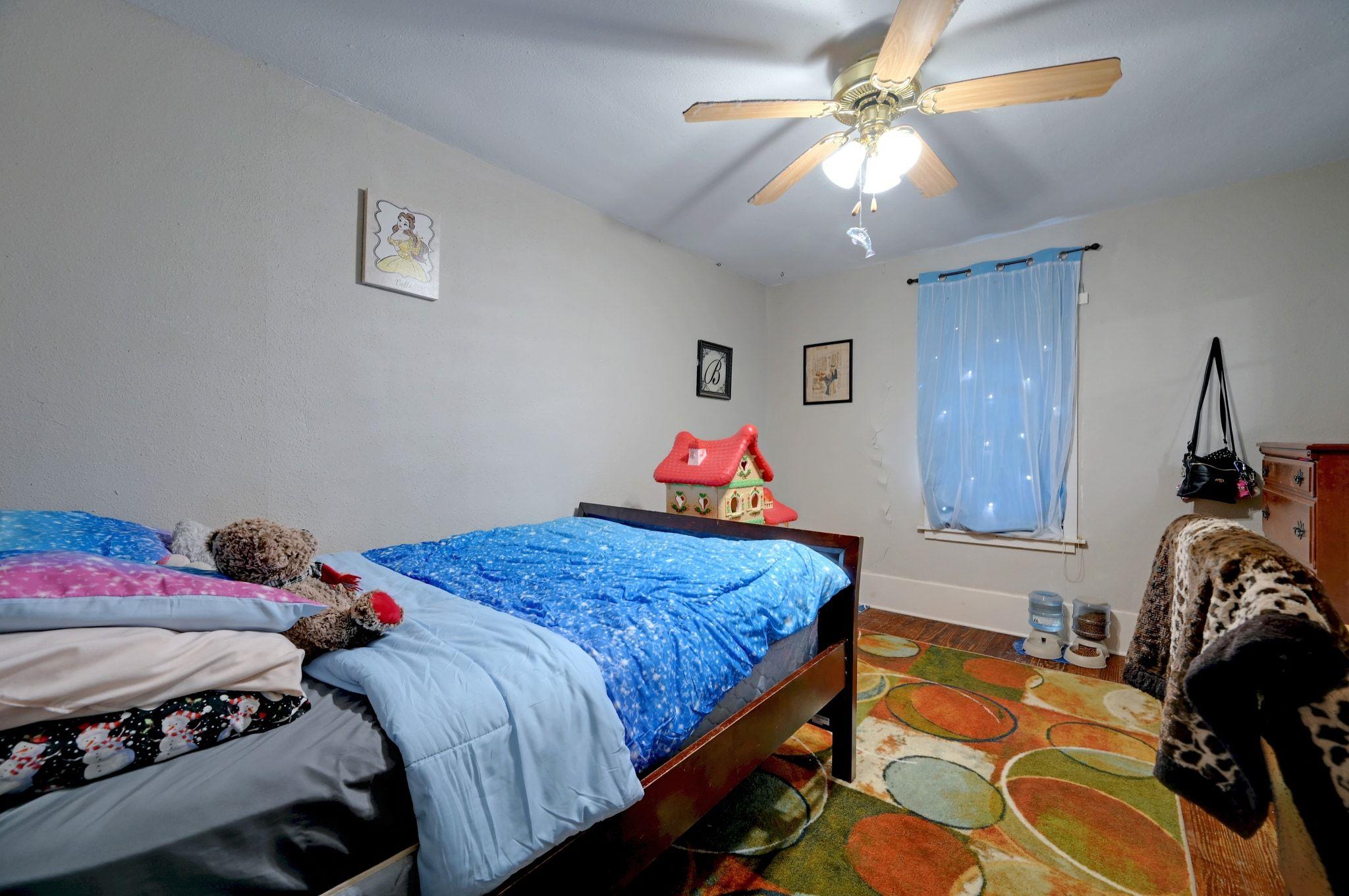 4598 State Highway 173 N, Devine, TX 78016