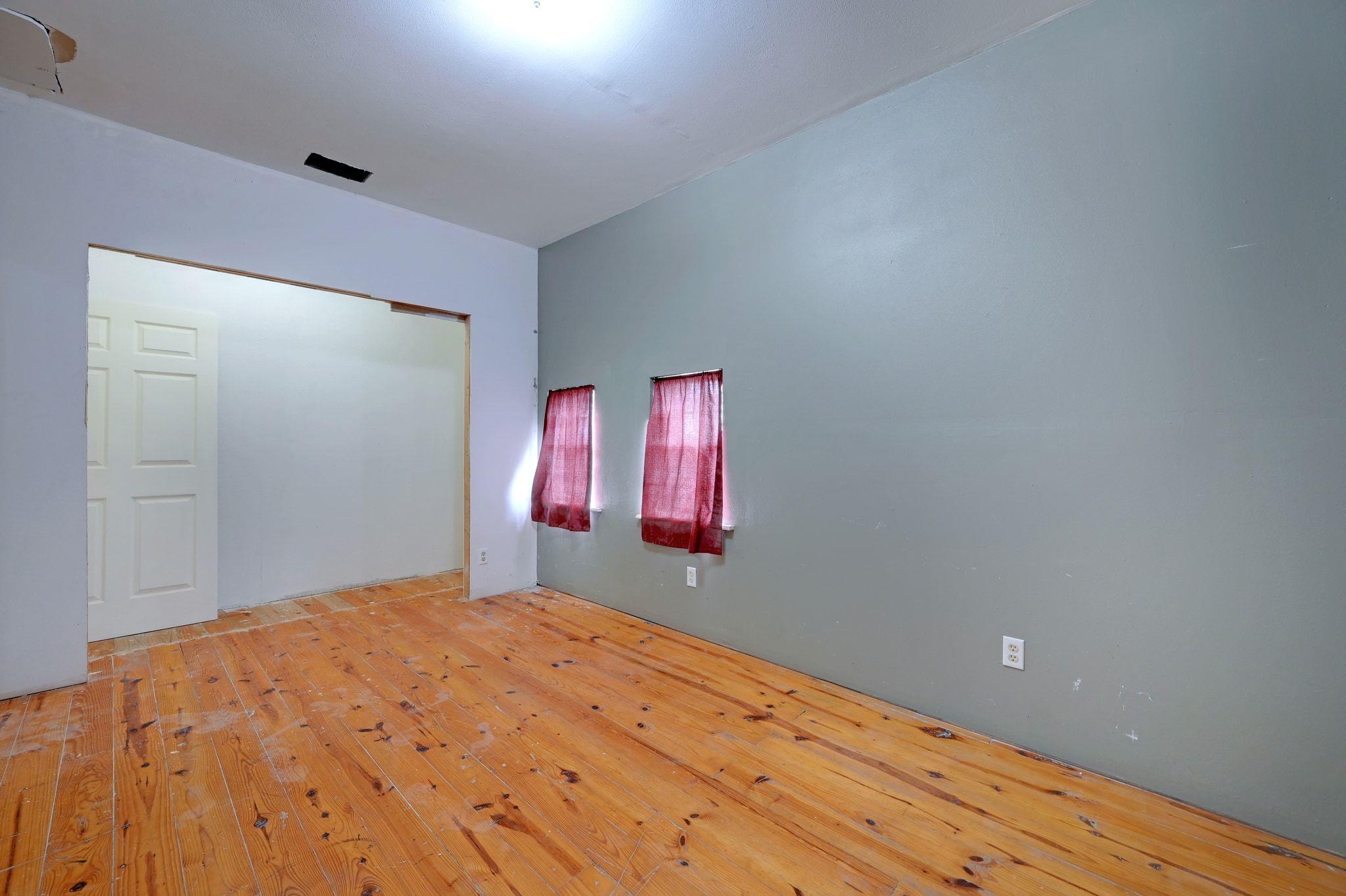 4598 State Highway 173 N, Devine, TX 78016