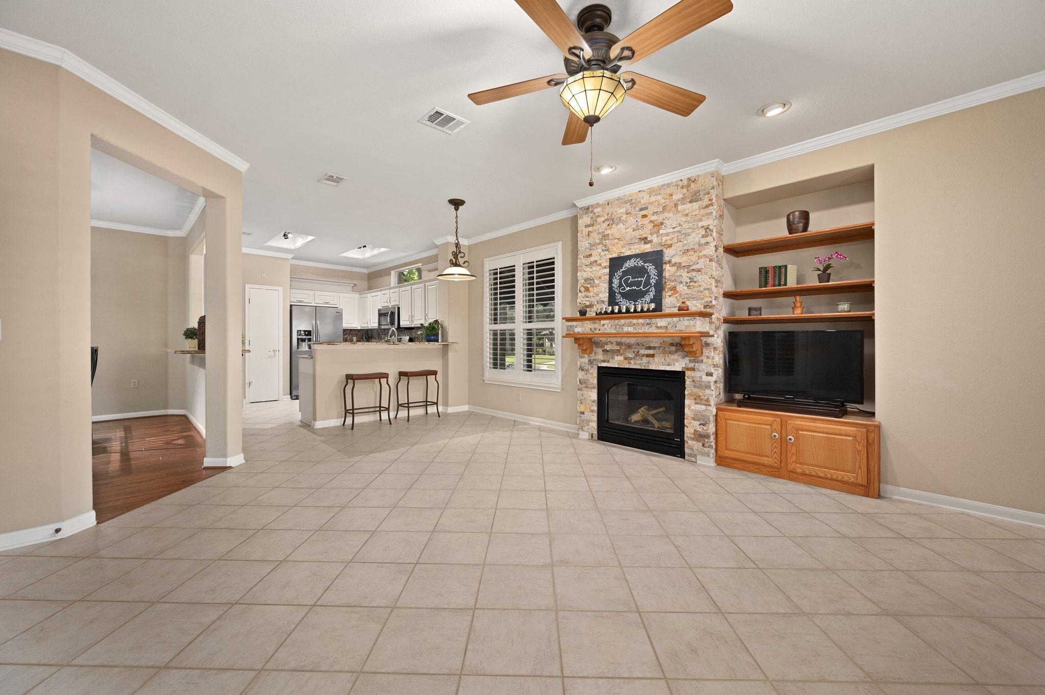 110 Old Chisholm Trl, Georgetown, TX 78633