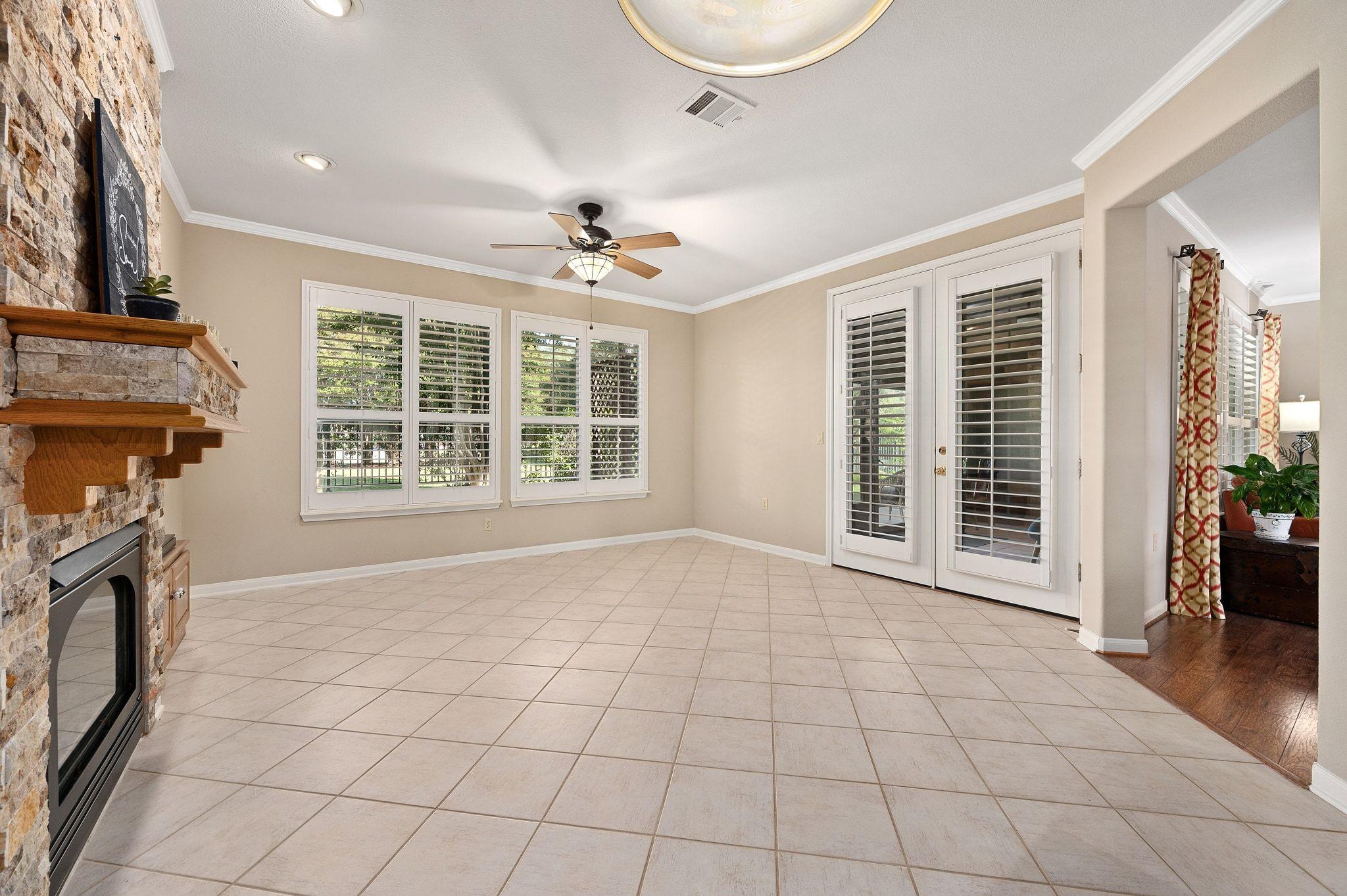 110 Old Chisholm Trl, Georgetown, TX 78633