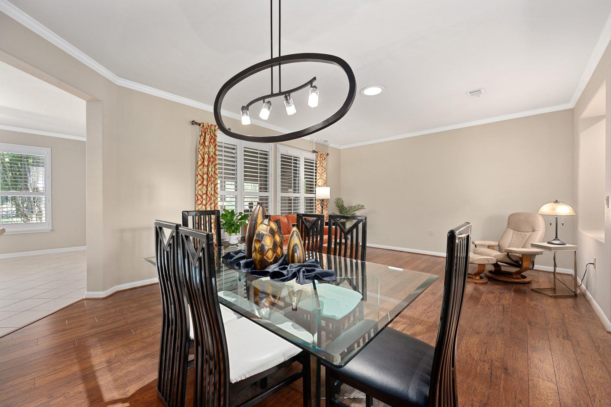 110 Old Chisholm Trl, Georgetown, TX 78633